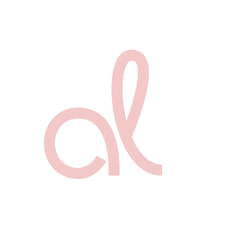 Ali Limb is an Australian contemporary jeweller specialising in unique and non-traditional pieces.