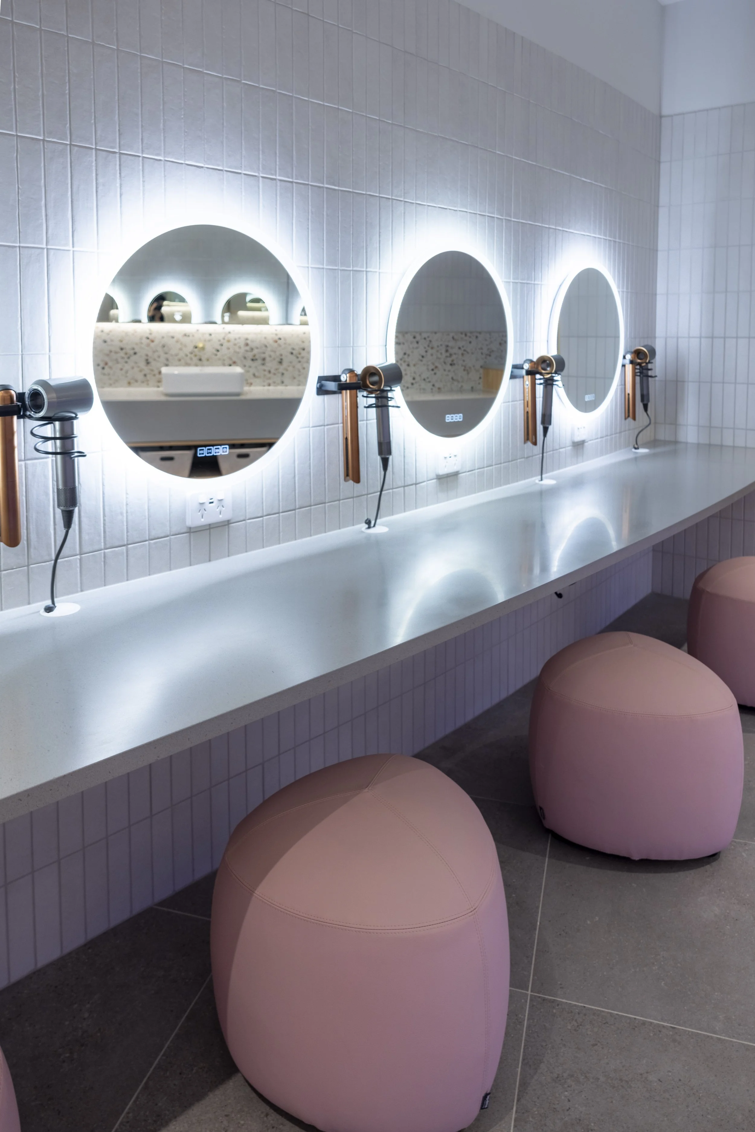 PlanGrp_AFLW_LockerRm_VanityArea_8606-.jpg