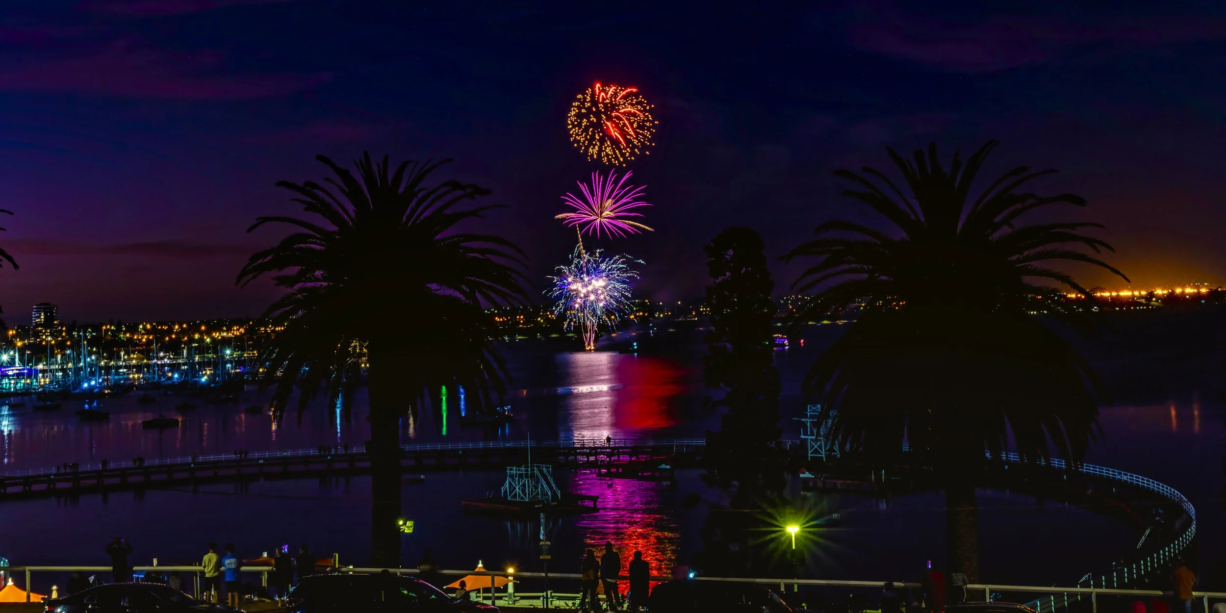 FOS_Fireworks-3129_L4_crop.jpg