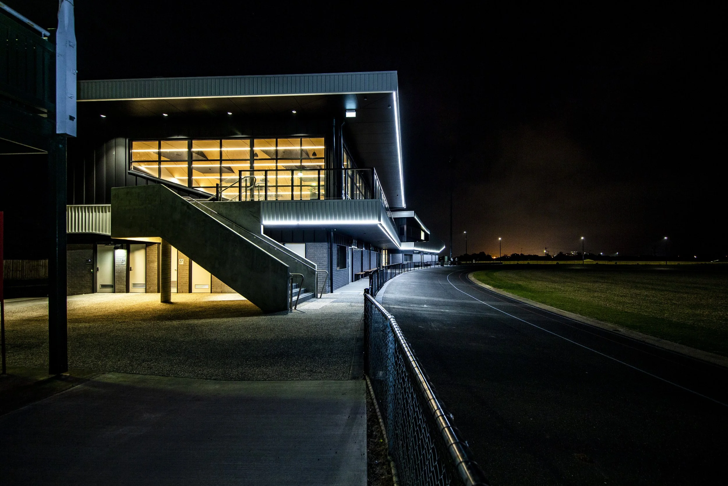 PlanGrp_WestOval_ExternalNight-1544.jpg