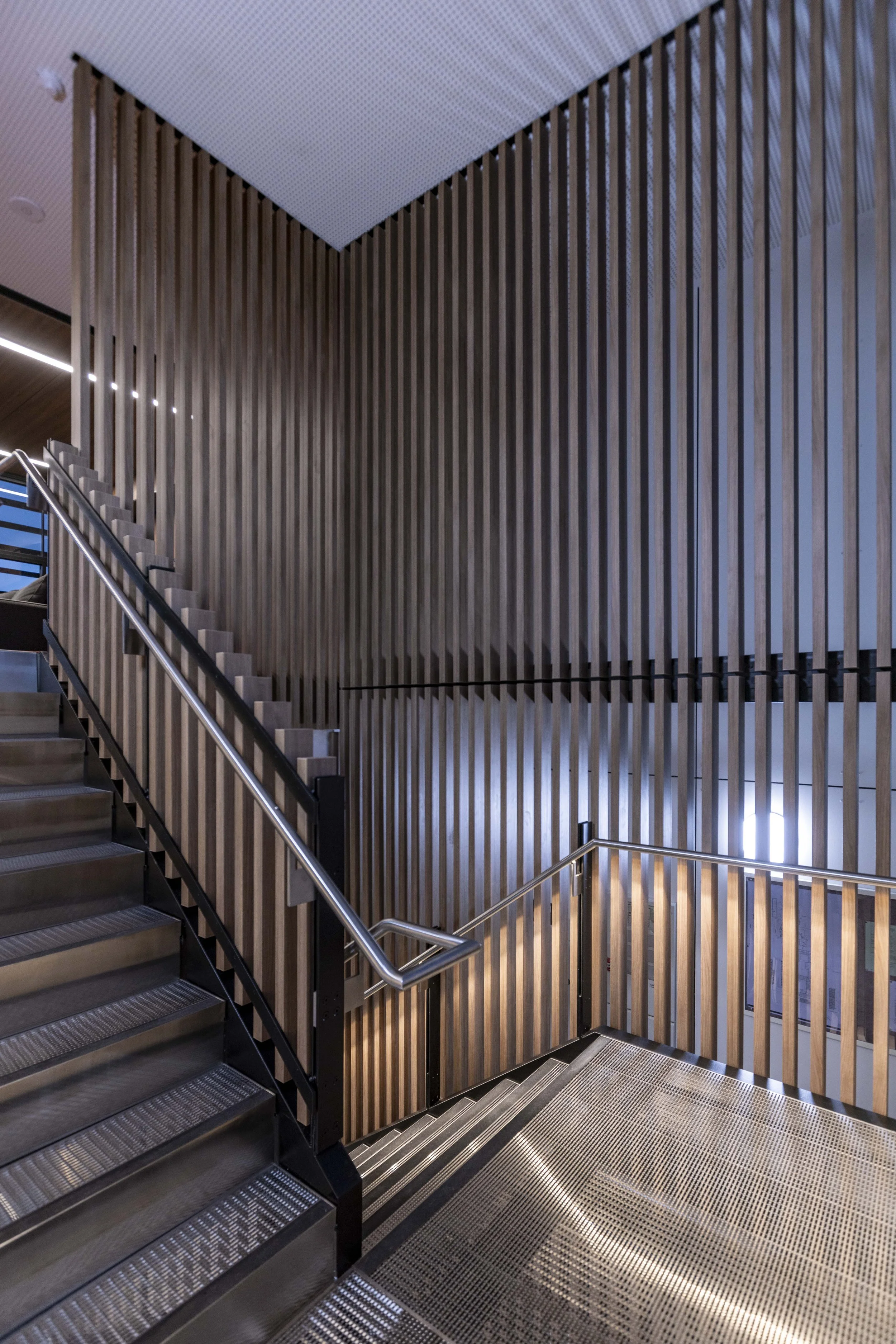 PlanGrp_MarcusO_StudentAcc_Interior_Stairs-0642.jpg