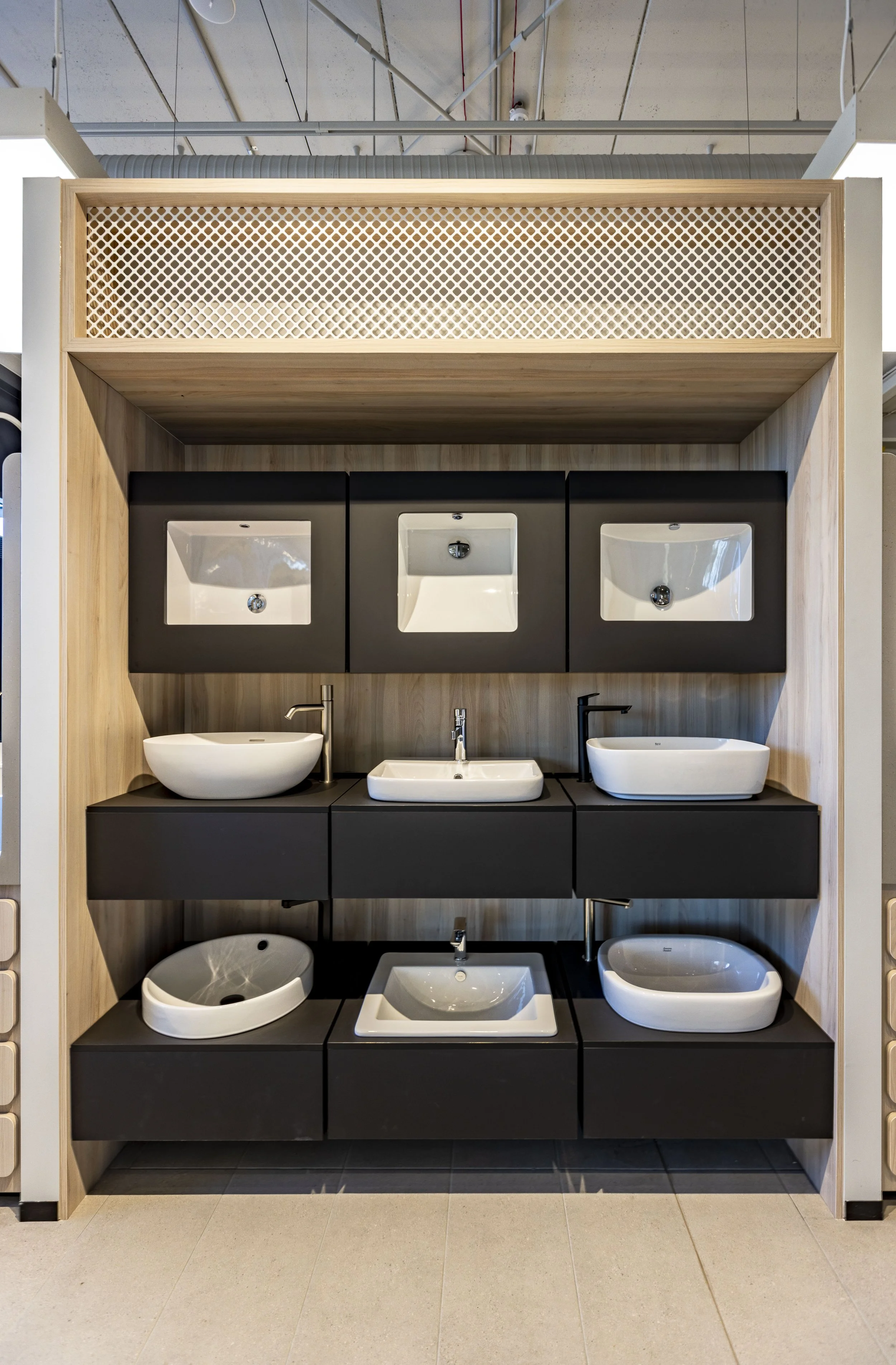 Metricon_StudioM_Bathroom_4094-.jpg