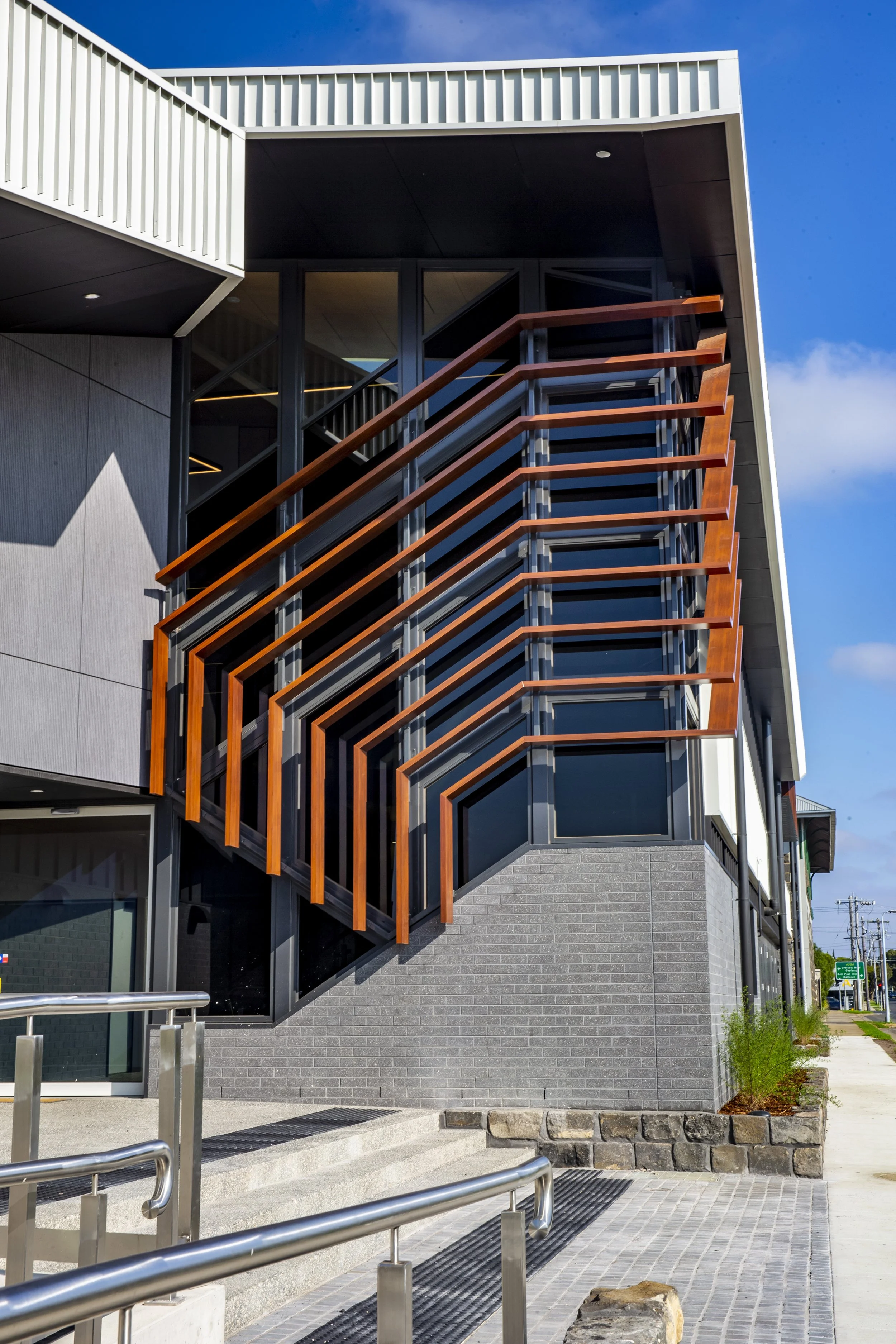 PlanGrp_WestOval_Exterior-1117.jpg