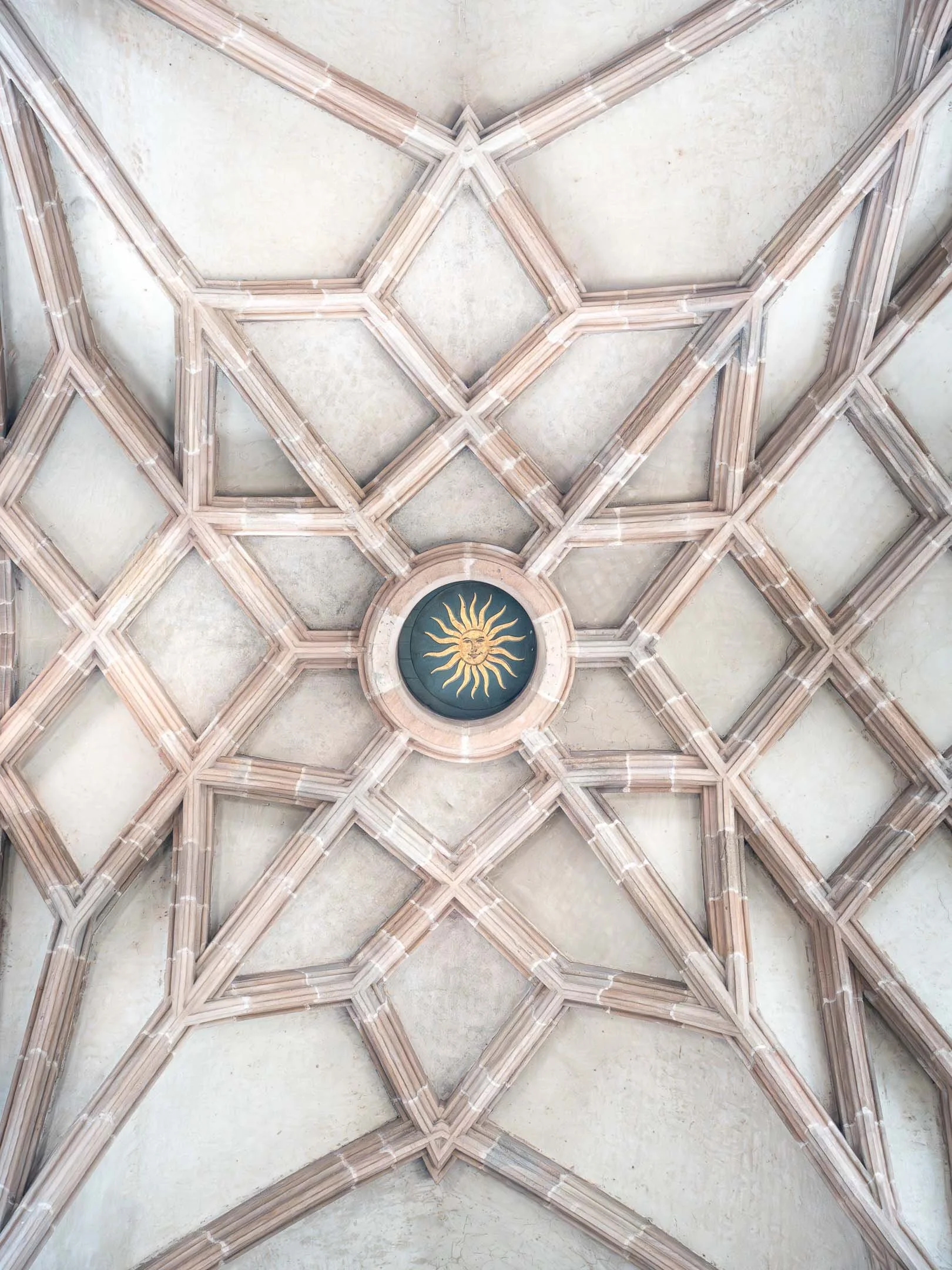 source: detail of Lorenzkirche ceiling, Nuremberg, German