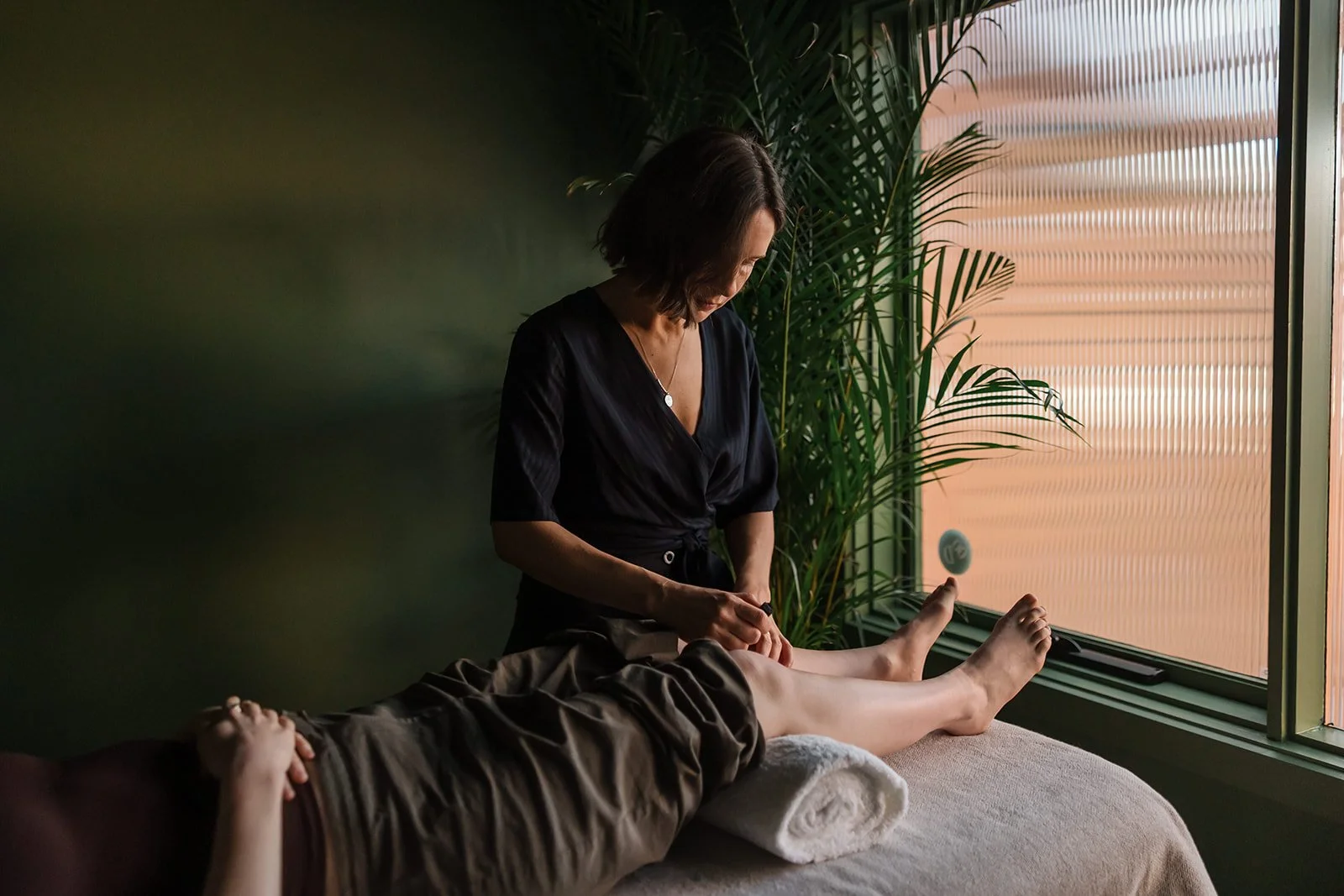 What happens during a Chinese medicine consultation?