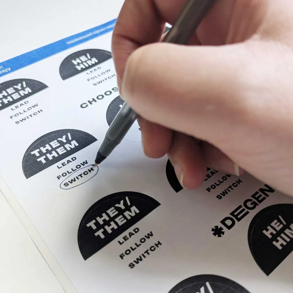 DD_Pronoun+role-stickers_promo-6.jpg