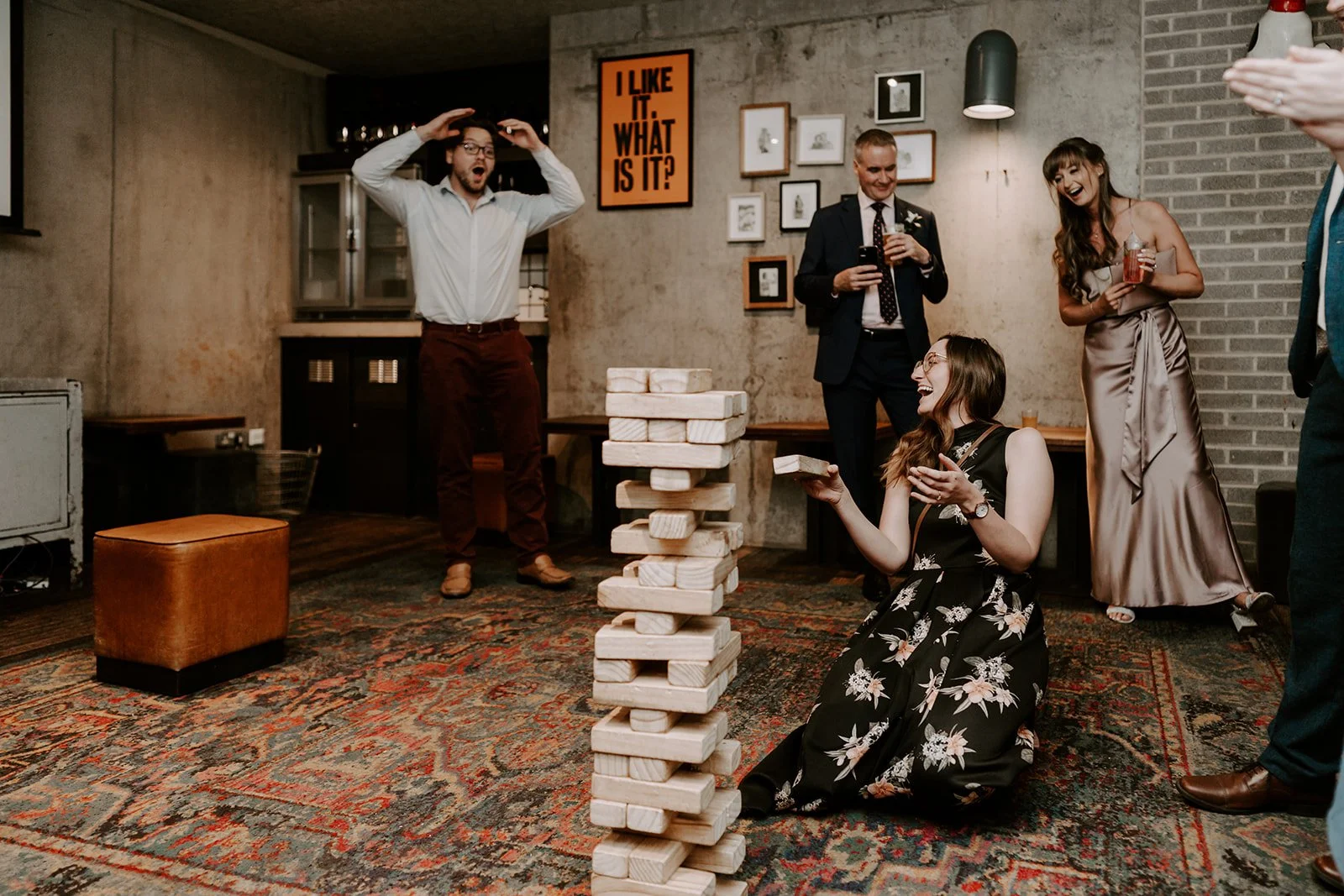 Ellie&Lyndon_Heist Bank_8.jpg