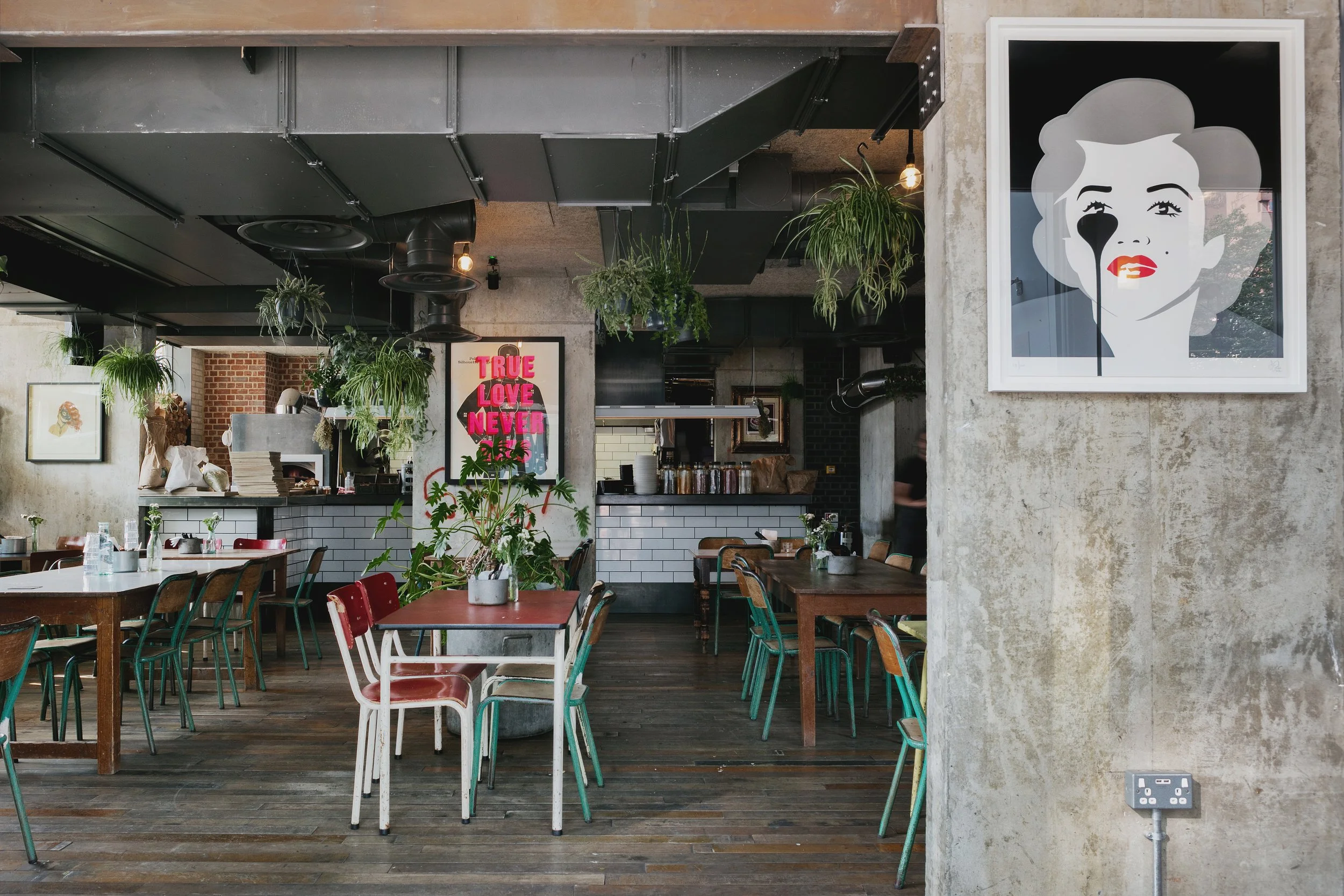 HEIST BANK RESTAURANT (8).jpg