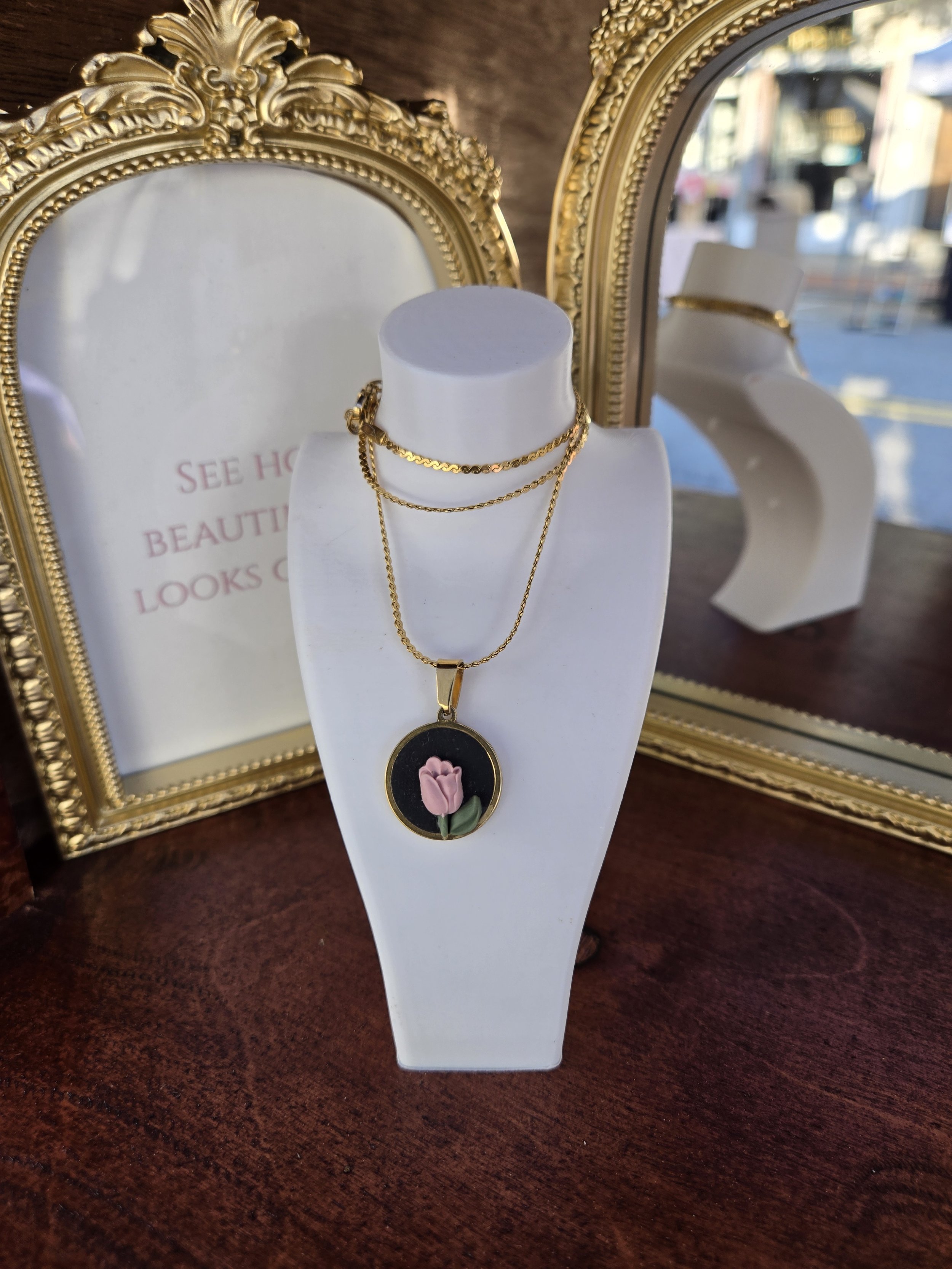 Necklace Display Bust - 3D Printed Tabletop Stand