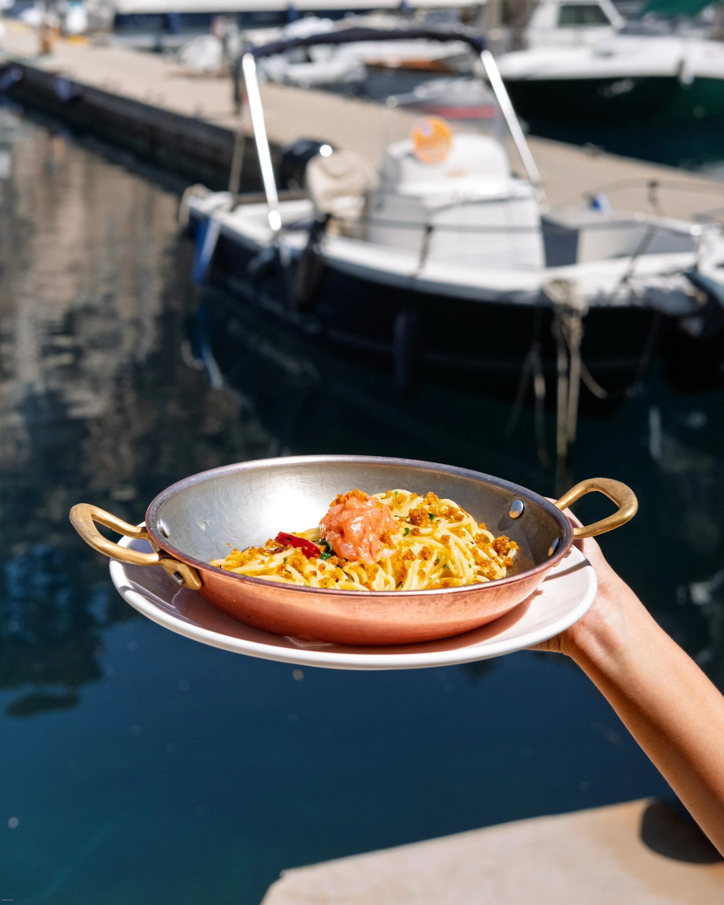 La nostra Aglio, Olio e Peperoncino got a sea upgrade with the delicate Red Prawn Tartare from Mazara del Vallo

#lasaliere #lasalieremonaco
#monaco #montecarlo