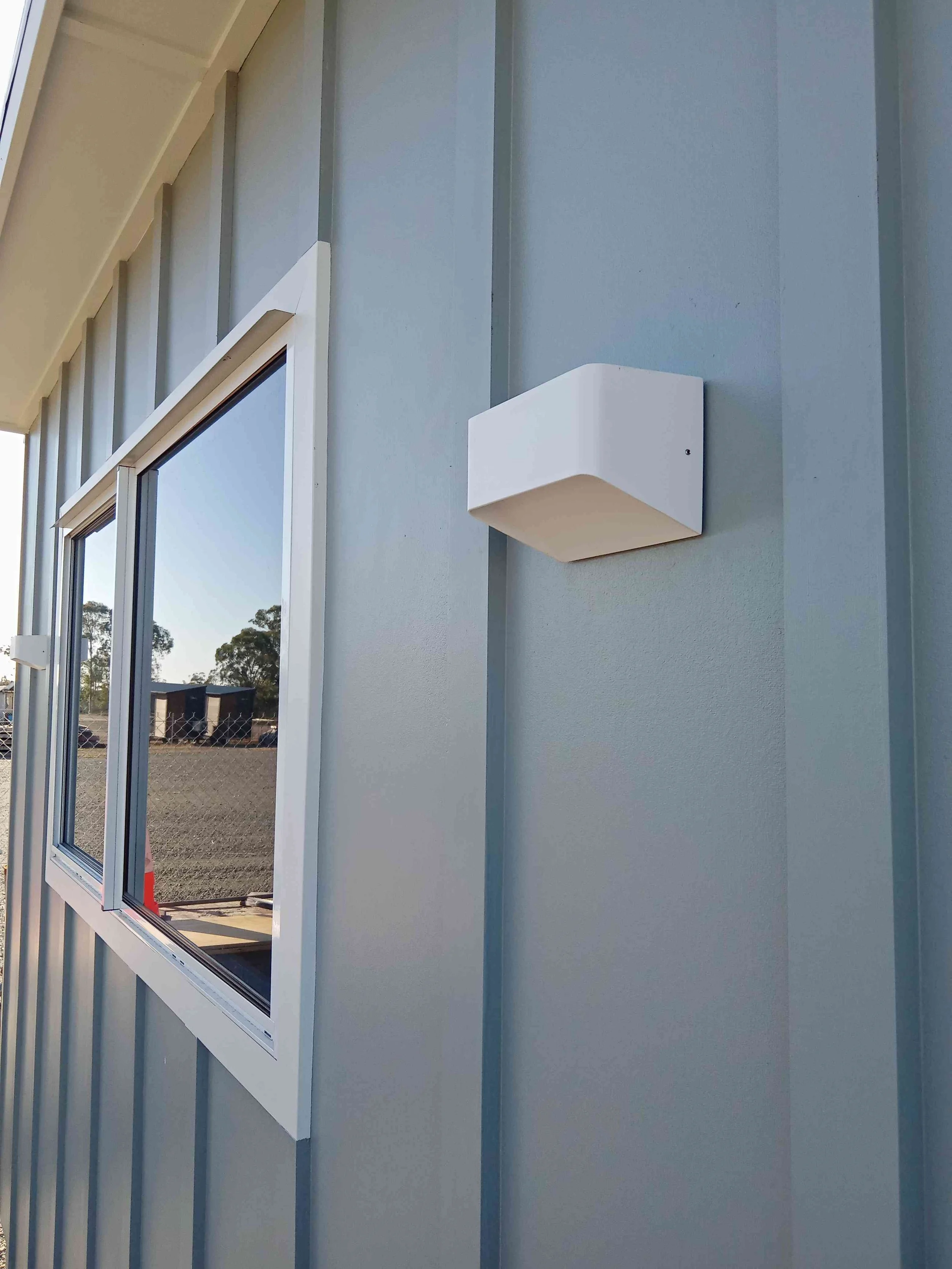 Exterior light_'Bruno-10' Rod McIntosh.jpg