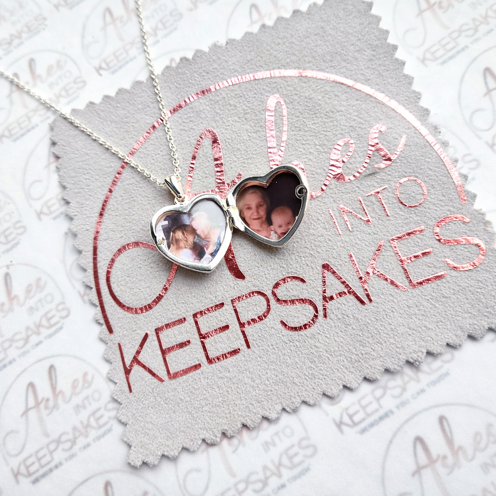 Cremation ashes pendant.png