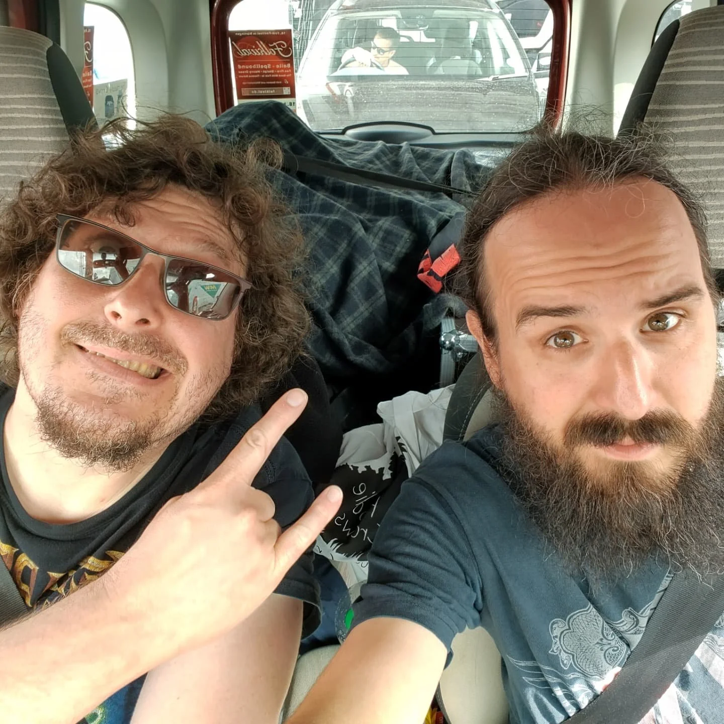 So, das war's mit Norderney dieses Jahr, wir ballern zur&uuml;ck ins Ruhrgebiet. War ne geile Woche, viel Musik, Sonne, Spa&szlig; und Freunde treffen. Haltet die Ohren steif, bis am @folkival  im @clubkuckucksei N&uuml;rtingen dann.

#heavygrass #gr