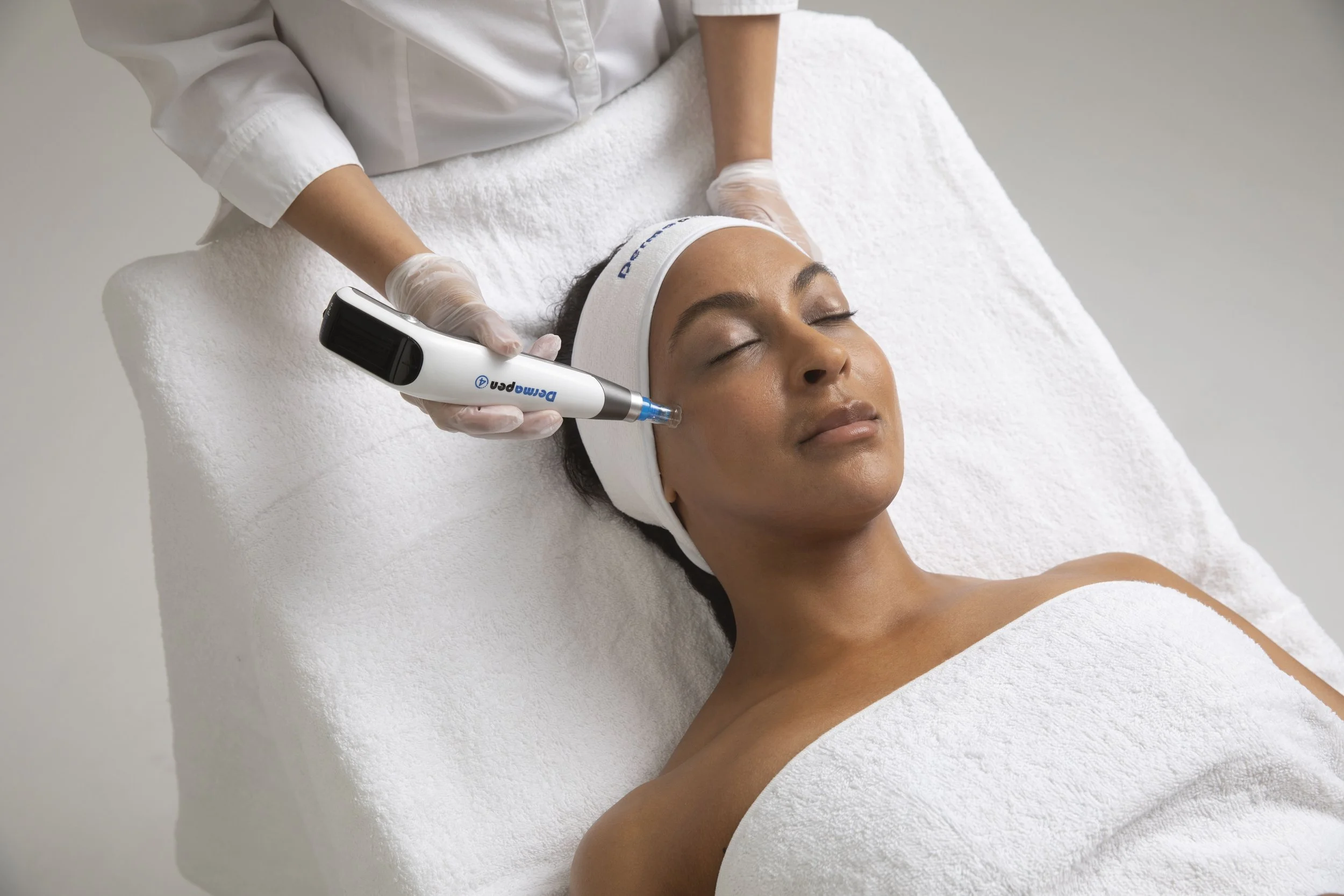 Dermapen 4 microneedling facial treatment at Lumirae Clinic in Henley Beach, Adelaide. Dermapen 4, the leader in microneedling, featuring a 3mm depth for scar and deep line skin rejuvenation. Available at Lumirae Clinic, Henley Beach, SA.