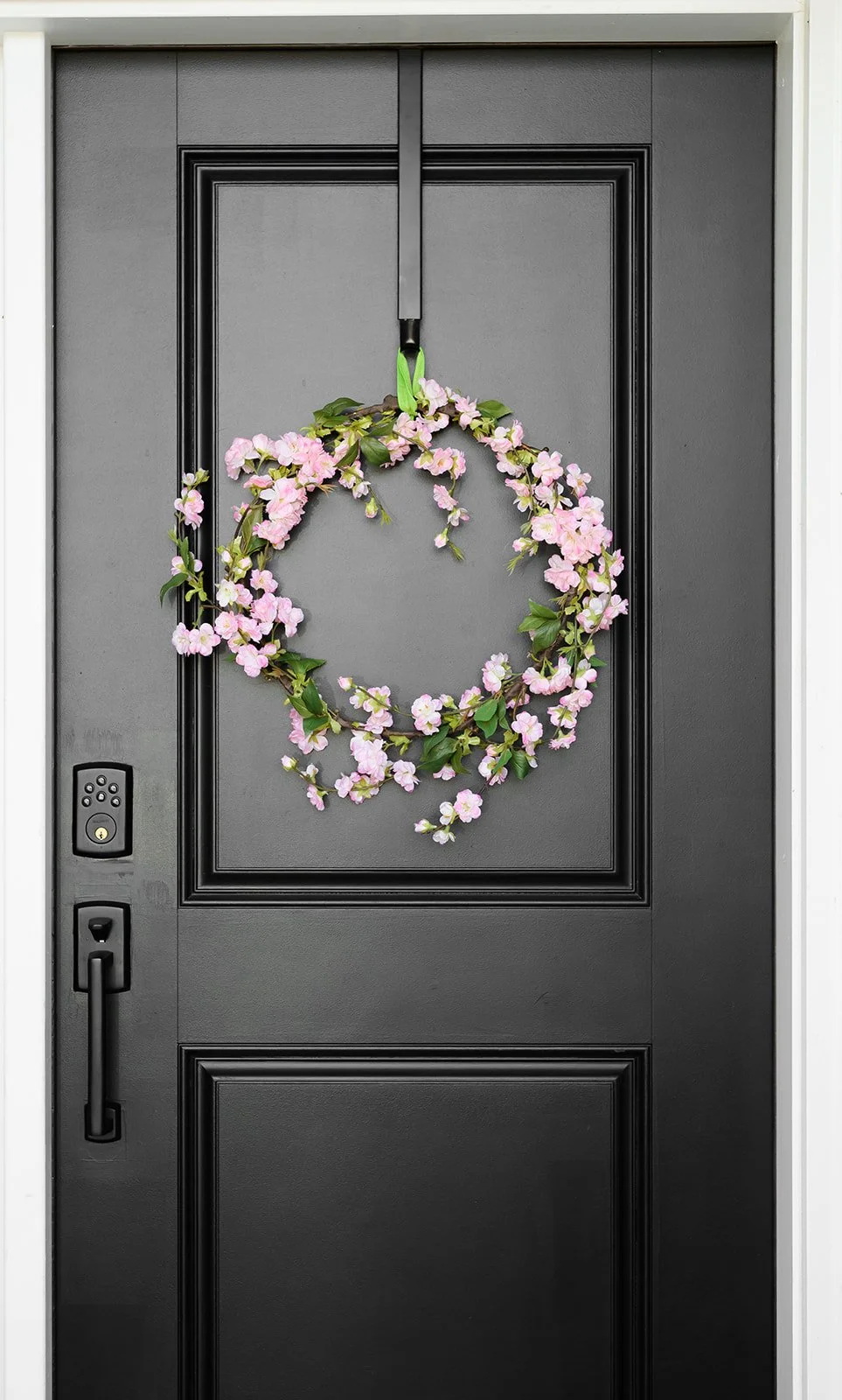 GALLERY - 2026-04-13 The Wreath Edit Brand Session-431.jpg