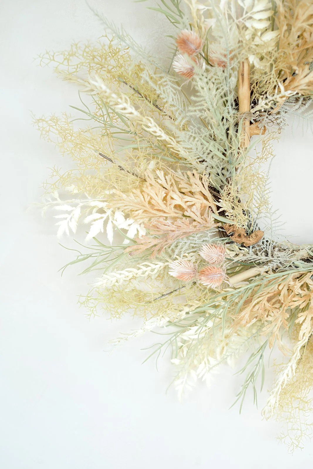 GALLERY - 2026-04-13 The Wreath Edit Brand Session-548.jpg