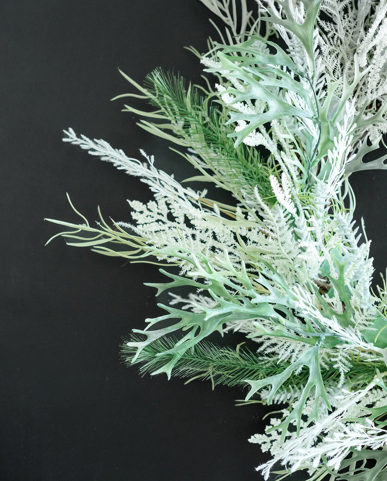GALLERY - 2026-04-13 The Wreath Edit Brand Session-106.jpg