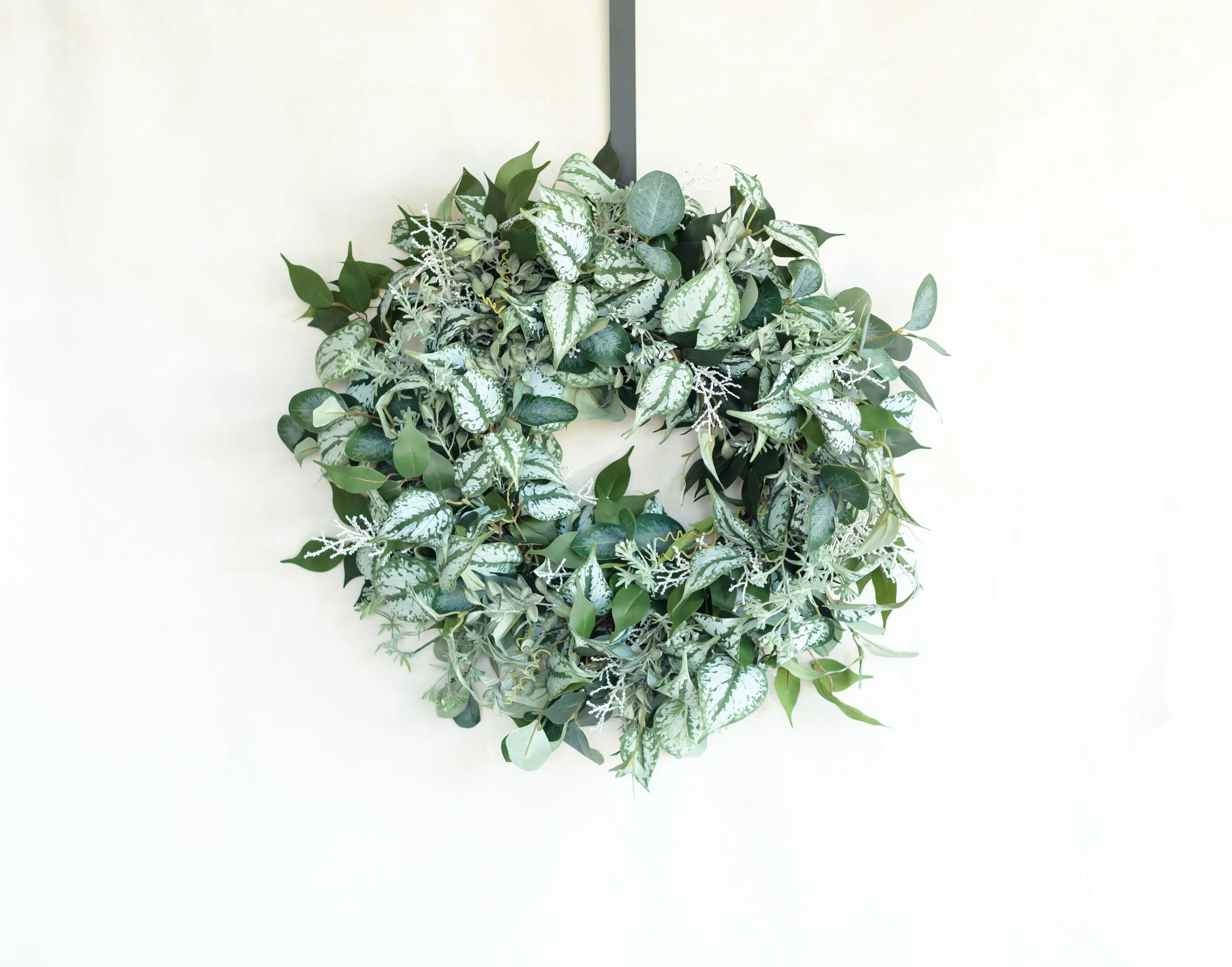GALLERY - 2026-04-13 The Wreath Edit Brand Session-226.jpg