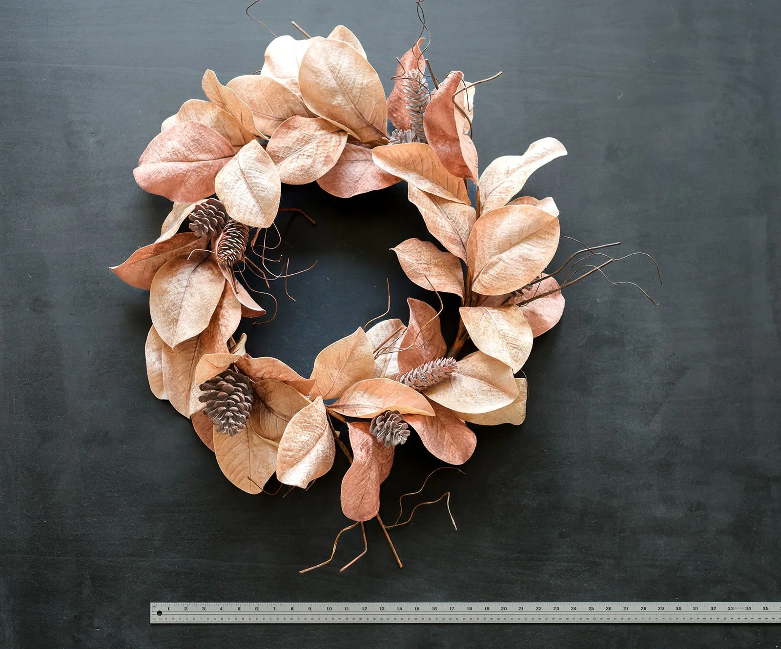 GALLERY - 2026-04-13 The Wreath Edit Brand Session-821.jpg