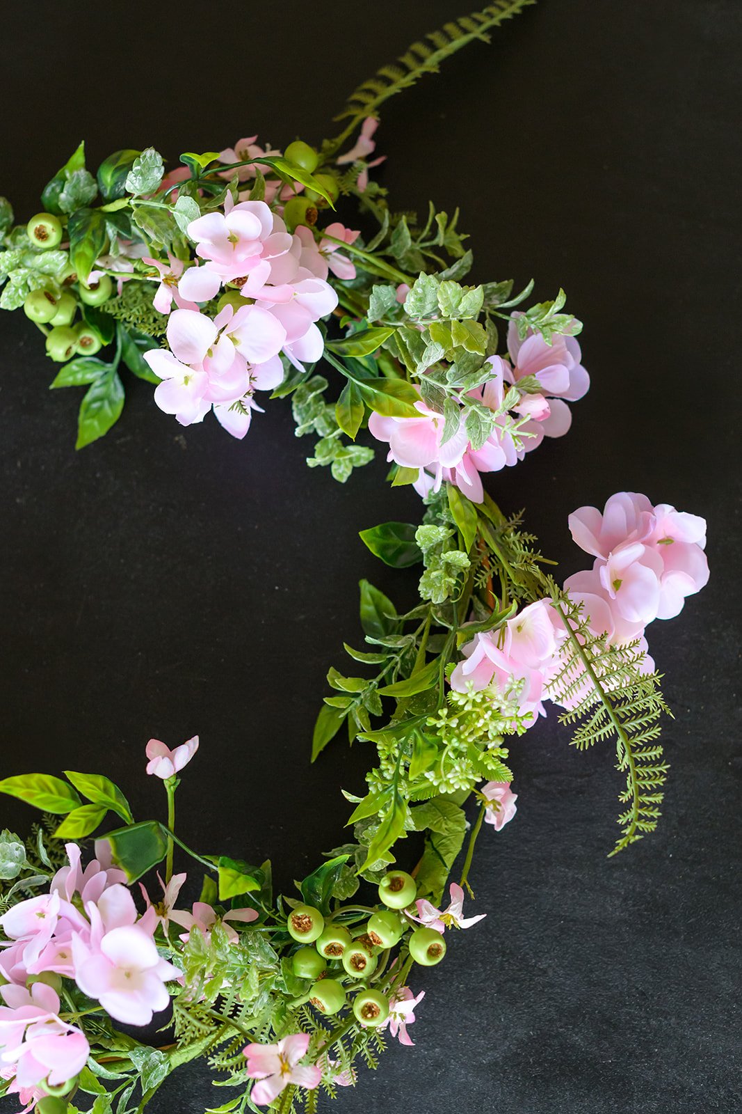 GALLERY - 2026-04-13 The Wreath Edit Brand Session-393.jpg