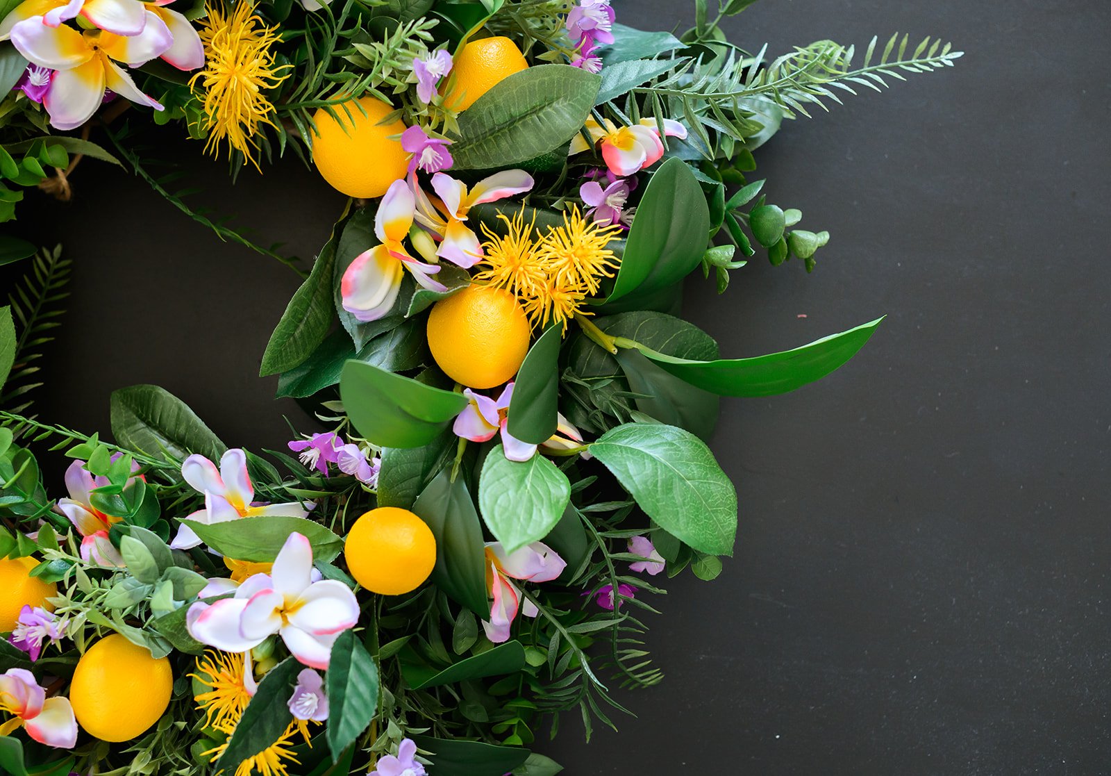 GALLERY - 2026-04-13 The Wreath Edit Brand Session-19.jpg