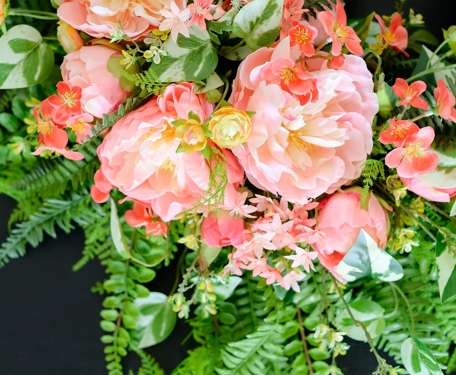 GALLERY - 2026-04-13 The Wreath Edit Brand Session-91.jpg