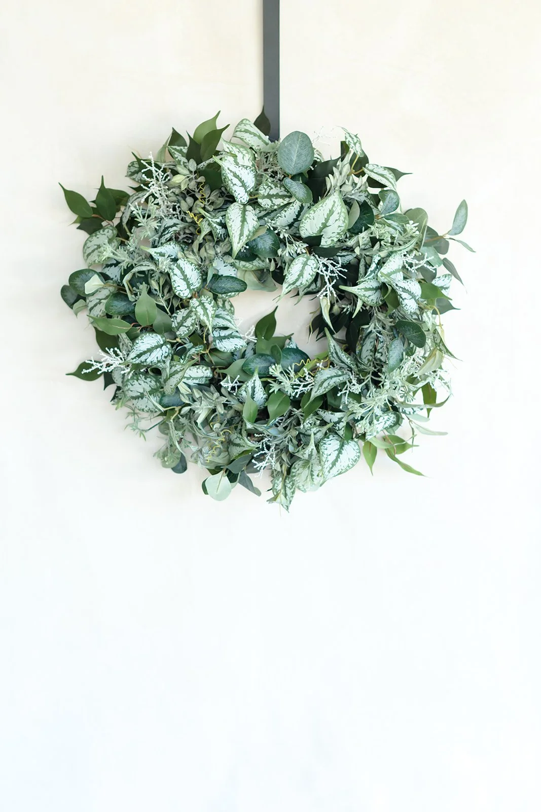 GALLERY - 2026-04-13 The Wreath Edit Brand Session-225.jpg