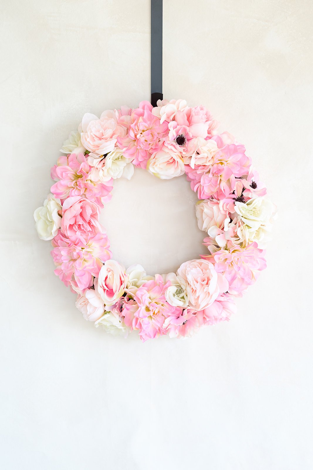 GALLERY - 2026-04-13 The Wreath Edit Brand Session-48.jpg