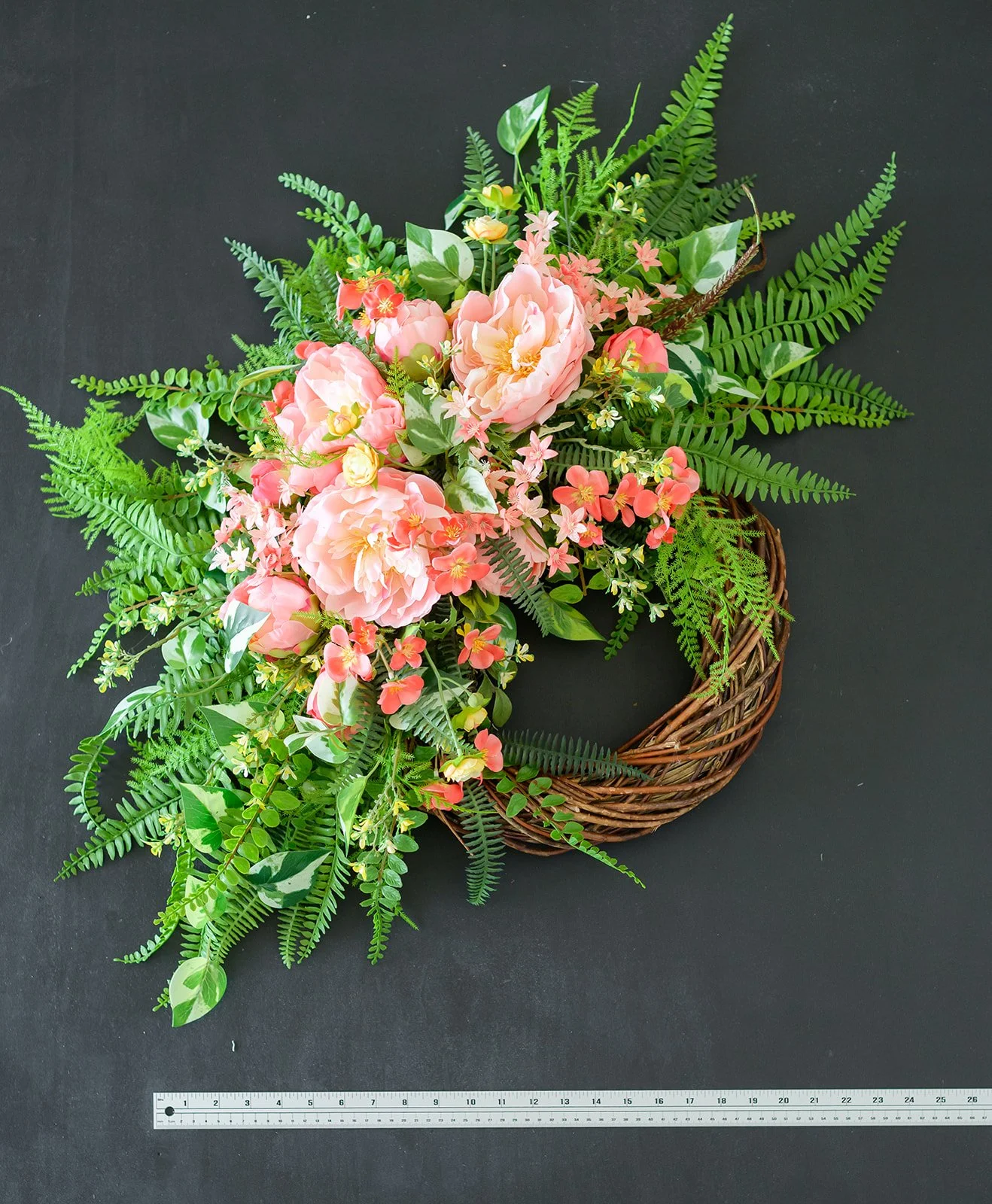 GALLERY - 2026-04-13 The Wreath Edit Brand Session-89.jpg