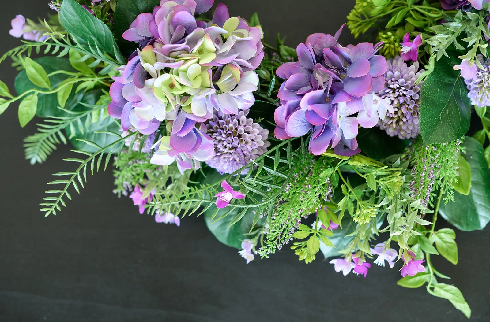 GALLERY - 2026-04-13 The Wreath Edit Brand Session-37.jpg