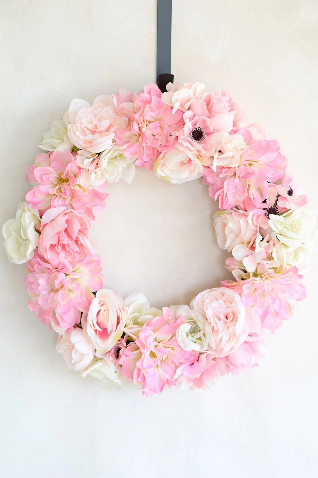 GALLERY - 2026-04-13 The Wreath Edit Brand Session-53.jpg