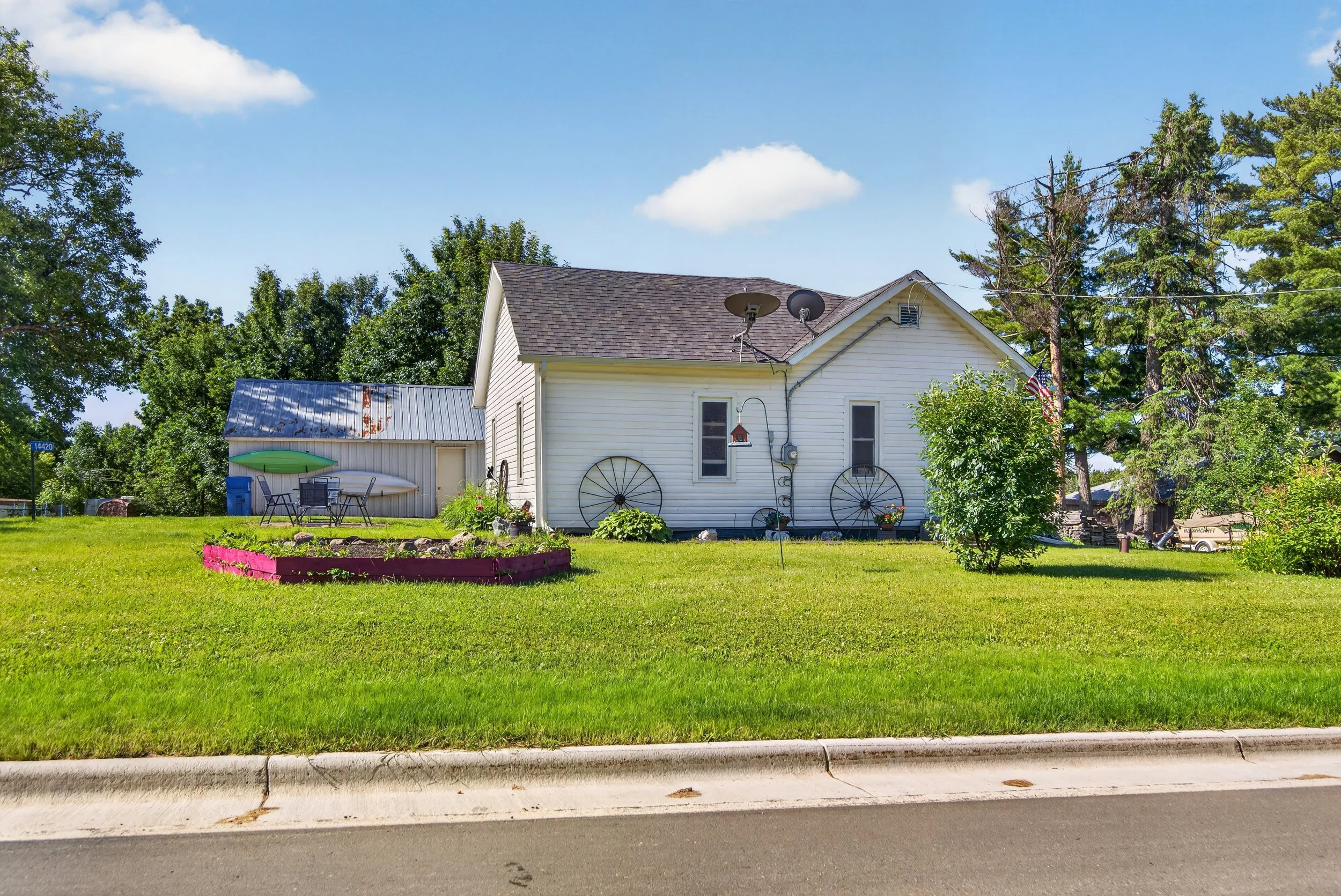 Just Listed in Hines, MN: Move-In Ready 2-Bedroom Home Under $170K