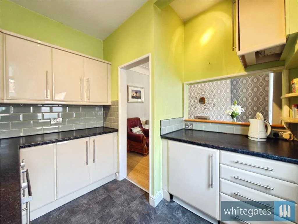Ribblesdale Avenue kitchen second view
