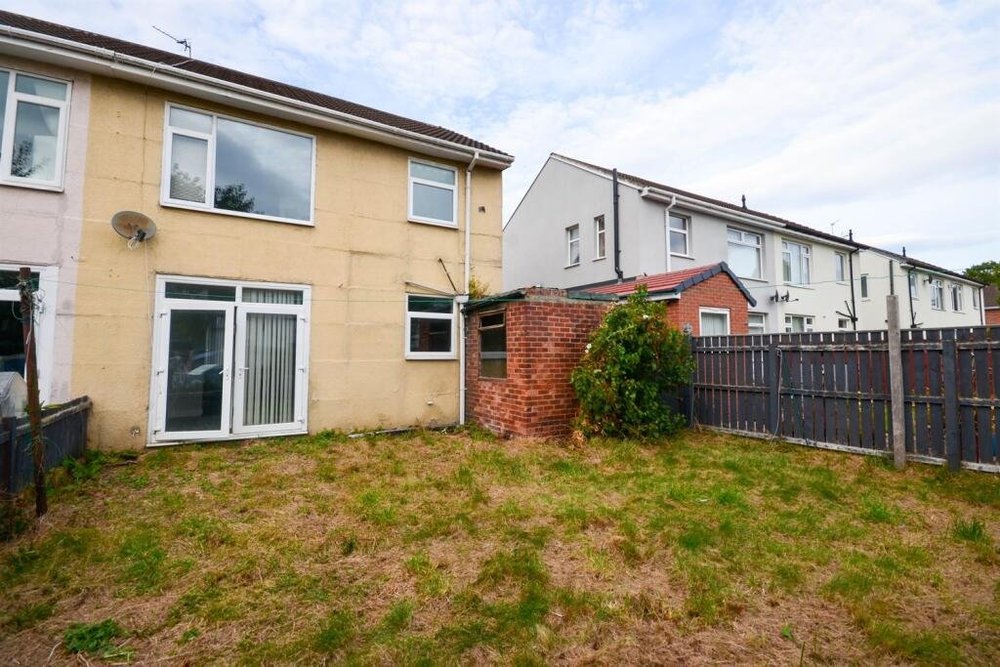 Glenfield Road rear exterior