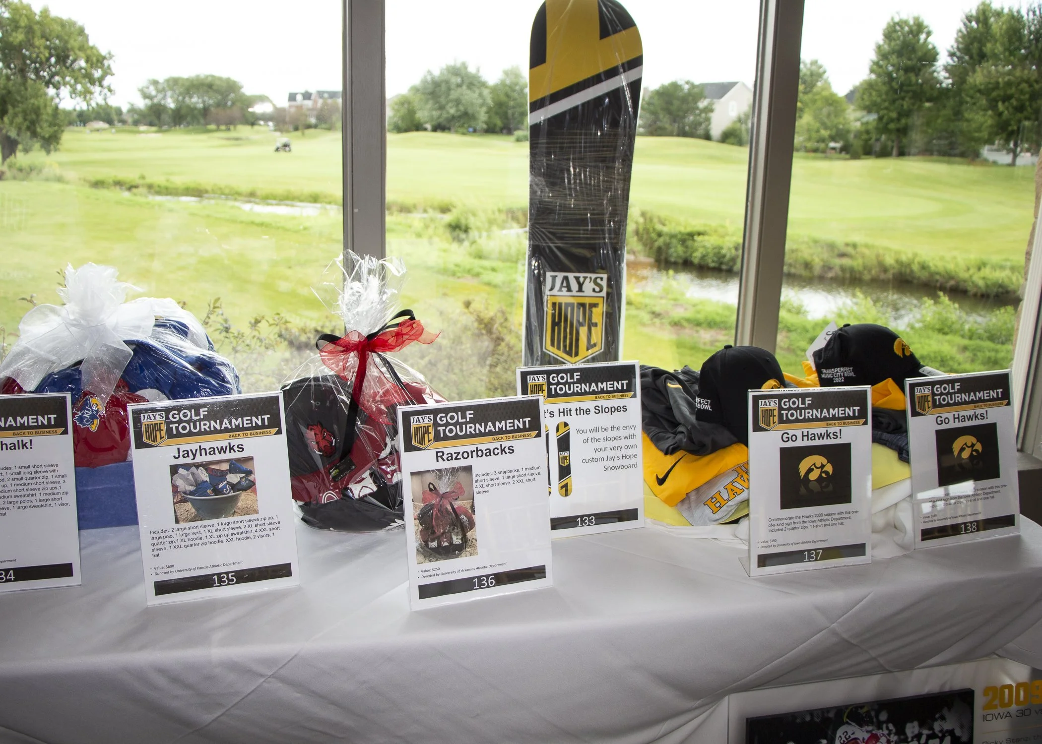 8th-annual-Auction.jpg