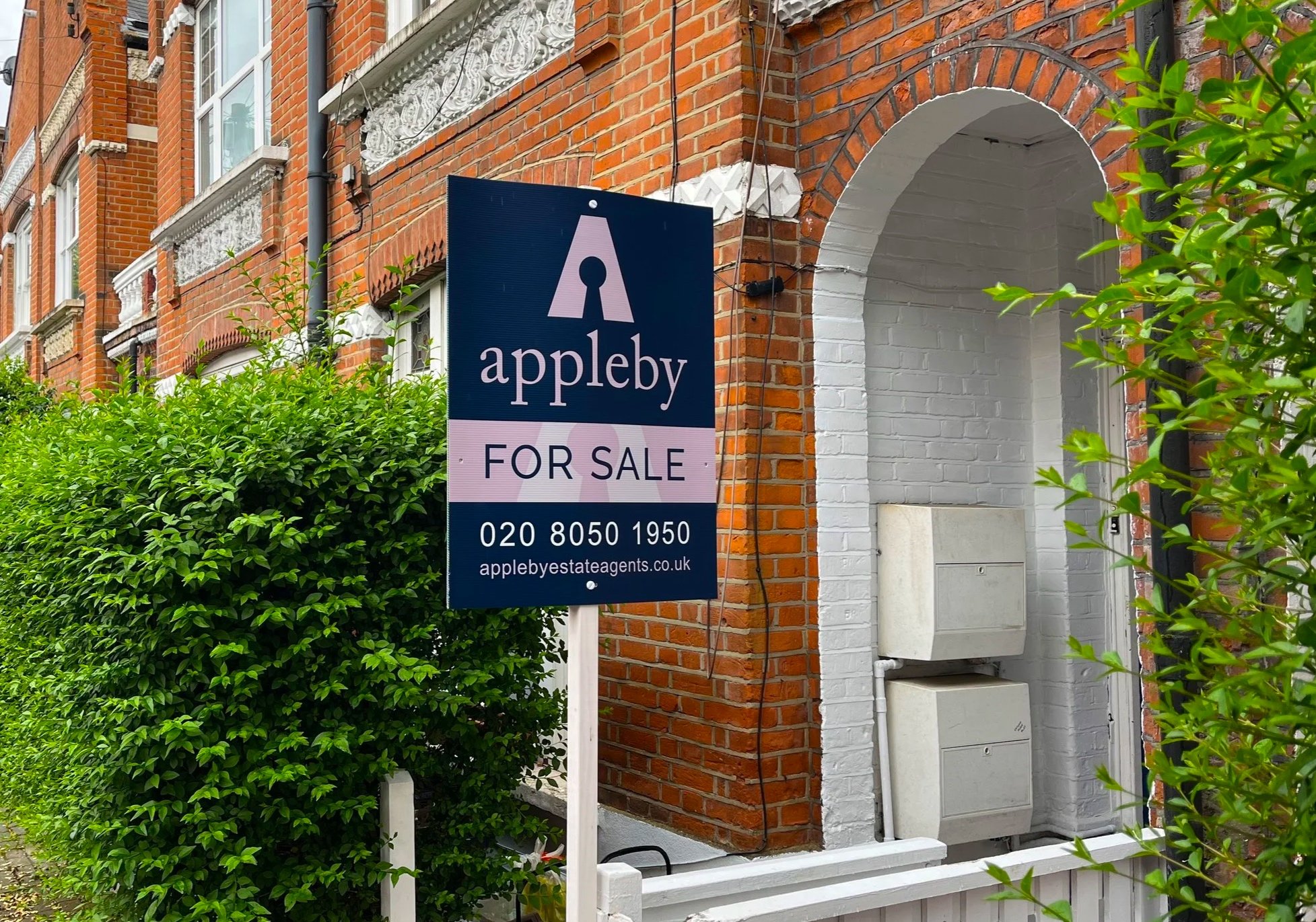ACTUAL_Appleby_Board_Sign.jpg