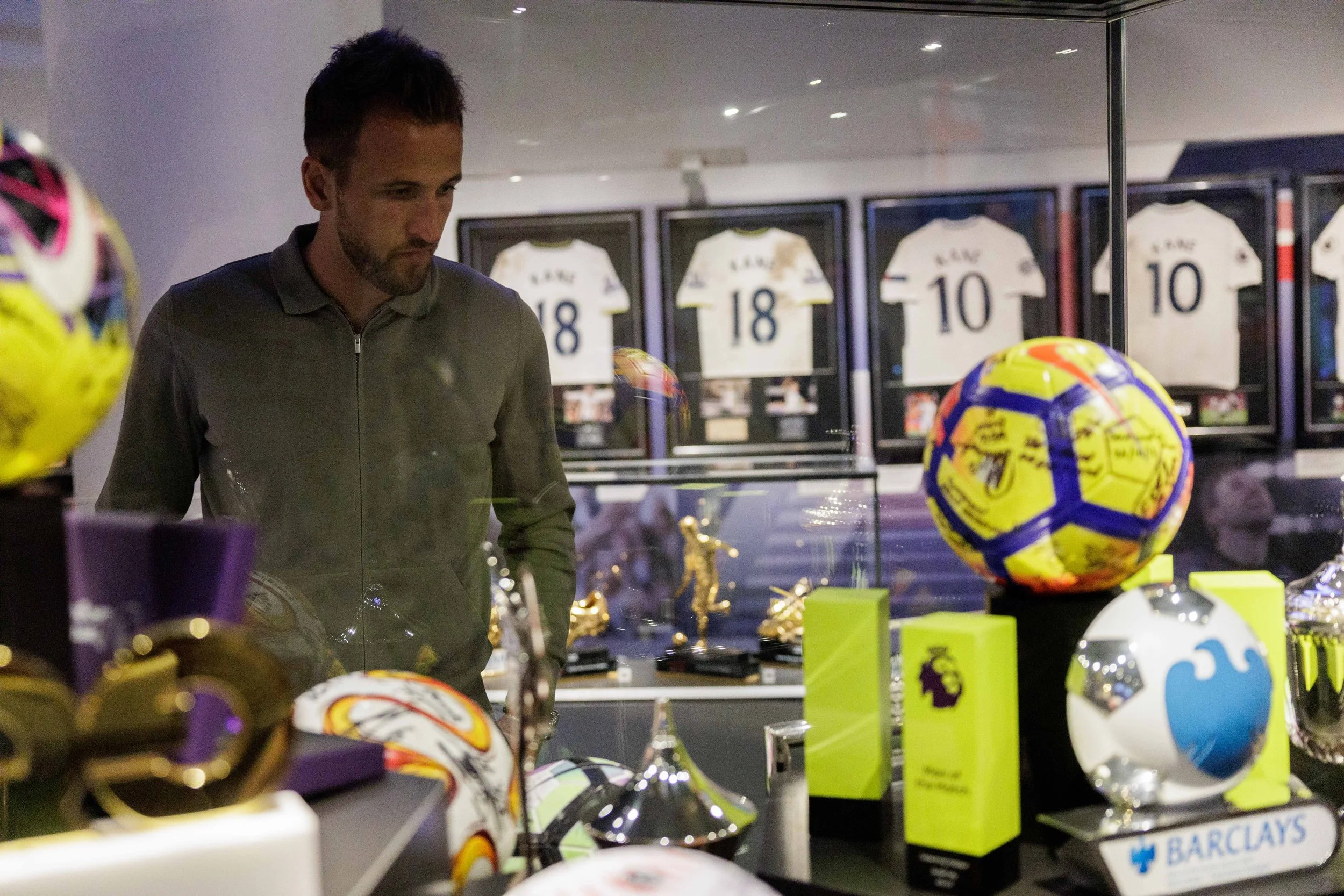 harry kane at museum of london sept 2022-246.jpg