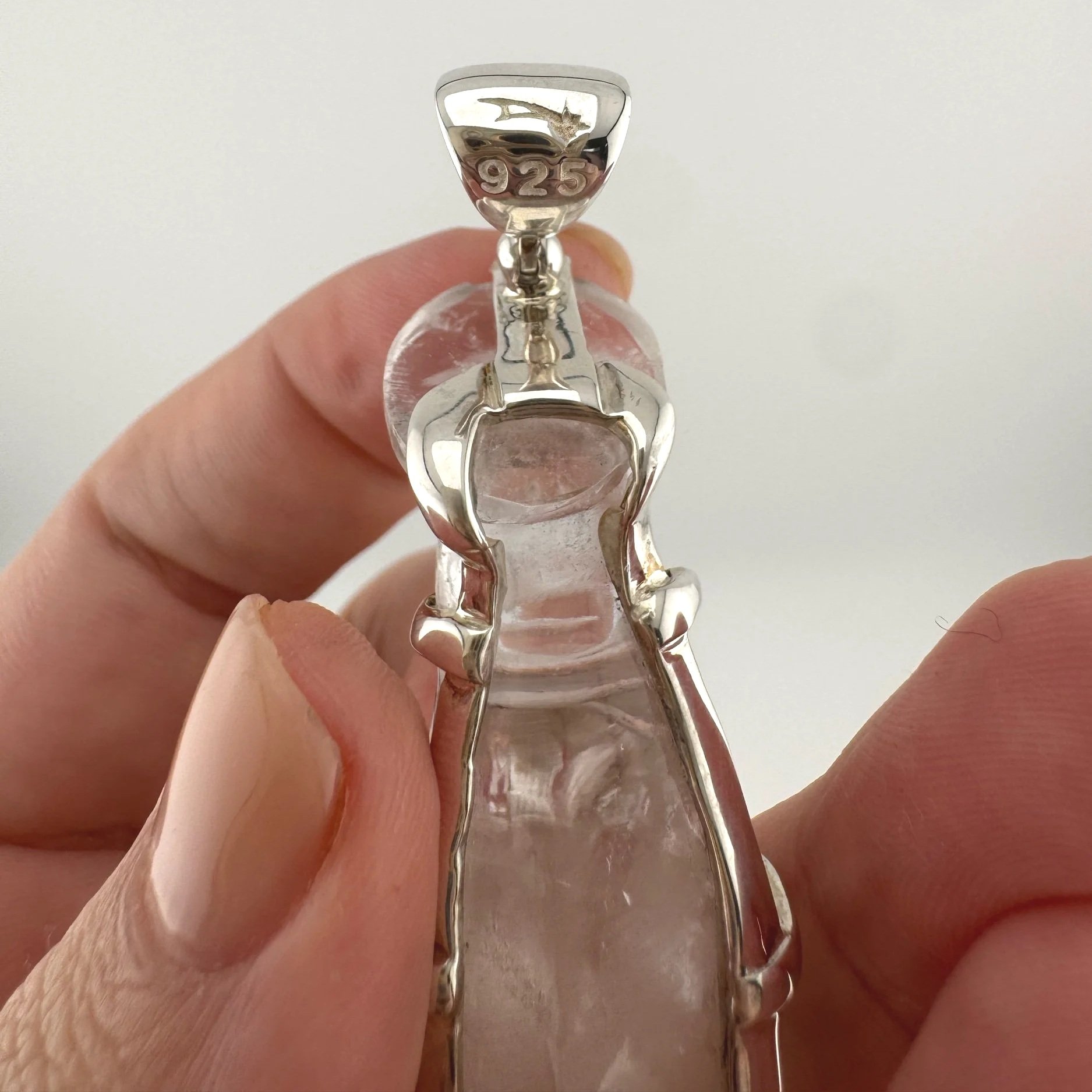 Leandro de Souza Cathedral Quartz Mother Mary Pendant