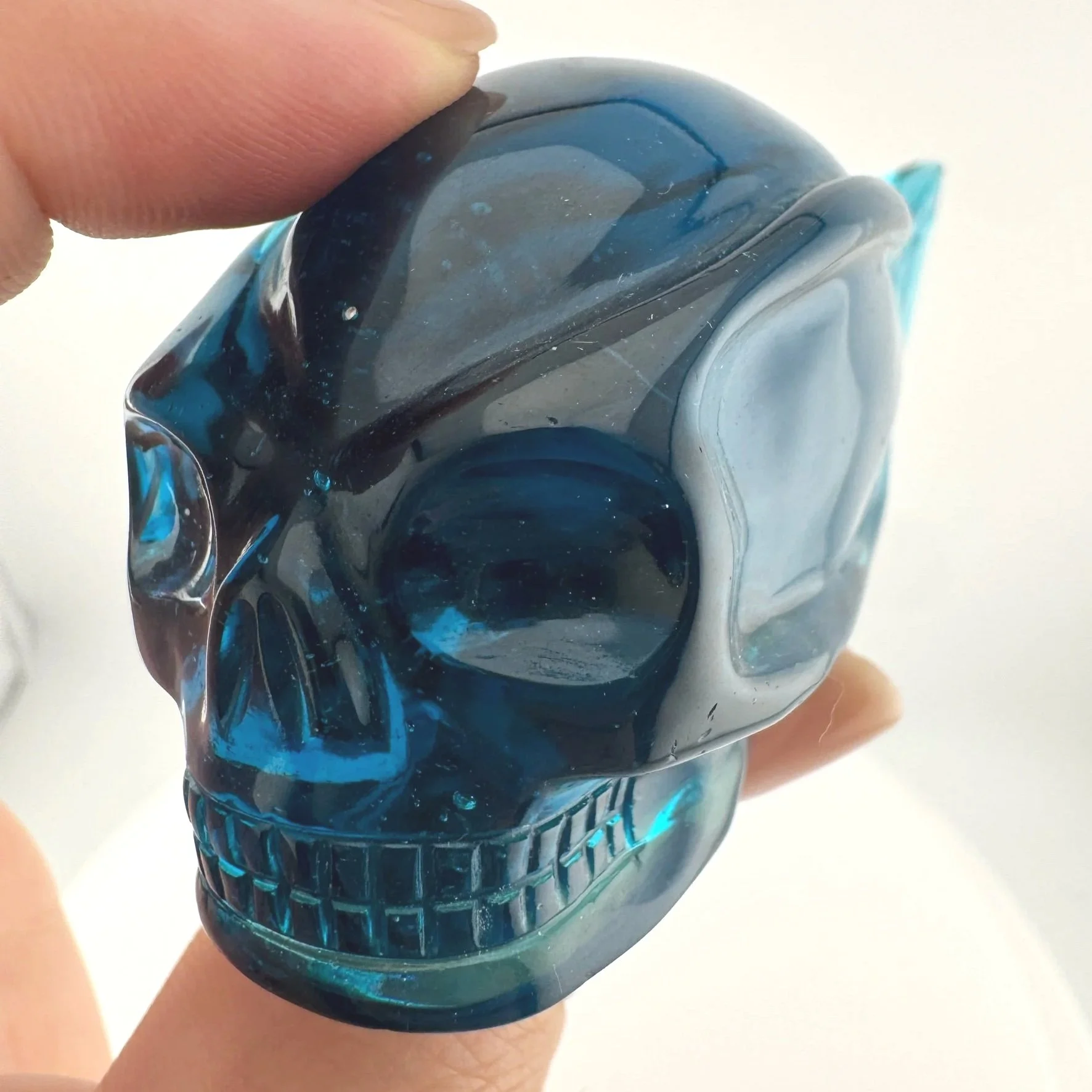 Leandro de Souza Blue Obsidian Traveler Skull