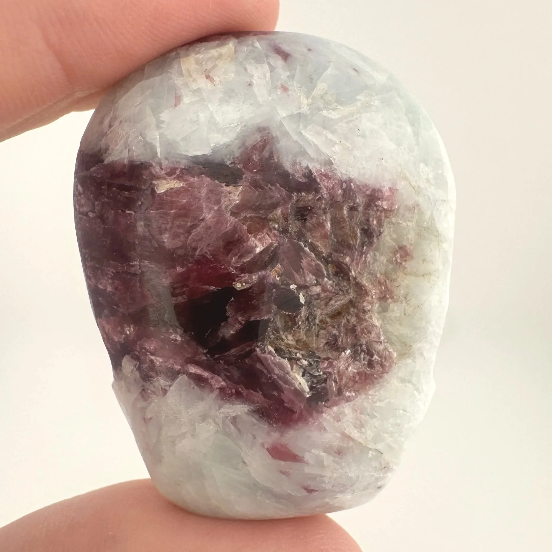 Leandro de Souza Paraiba Tourmaline in Feldspar Palm Skull