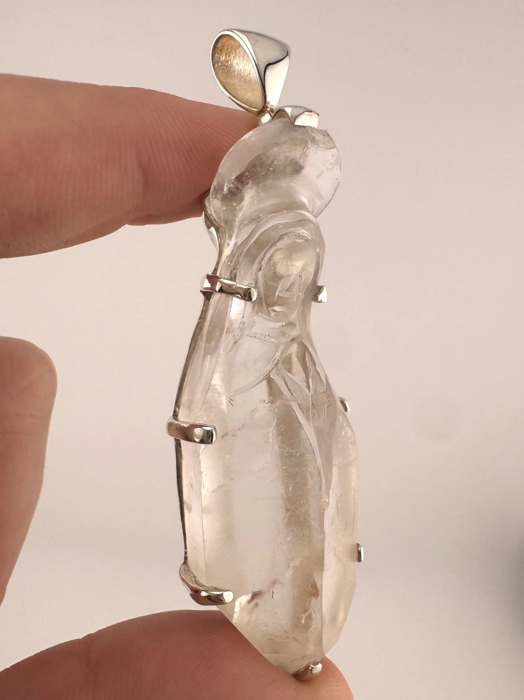 Leandro de Souza Cathedral Quartz Mother Mary Pendant