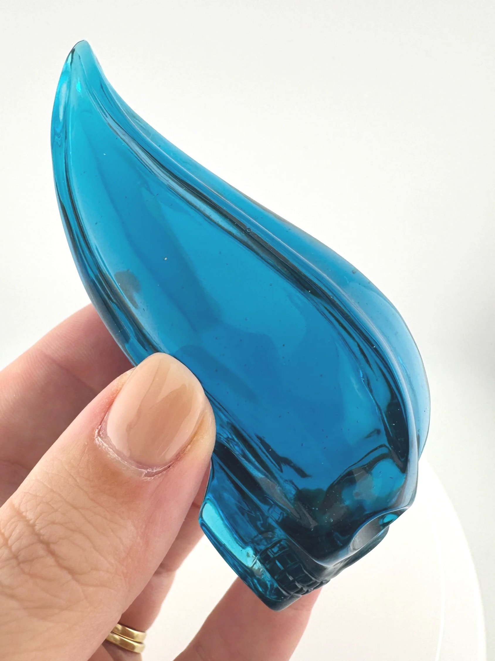 Leandro de Souza Blue Obsidian Traveler Skull