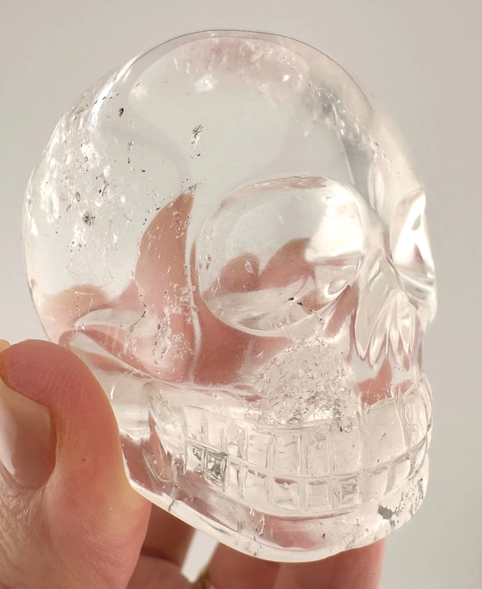 Leandro de Souza Gem Sirius Quartz Bizoin Skull
