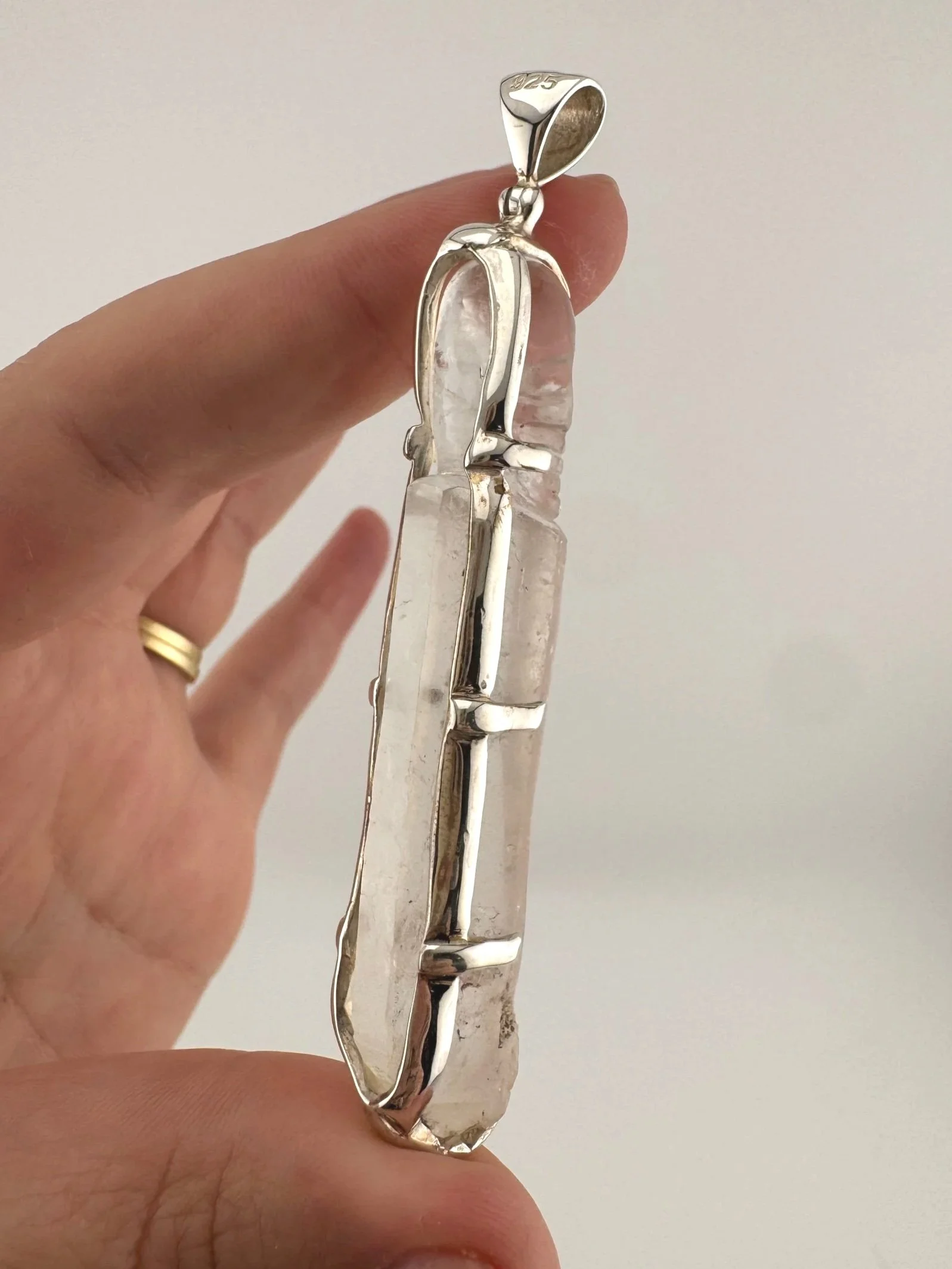 Leandro de Souza Cathedral Quartz Skull Pendant
