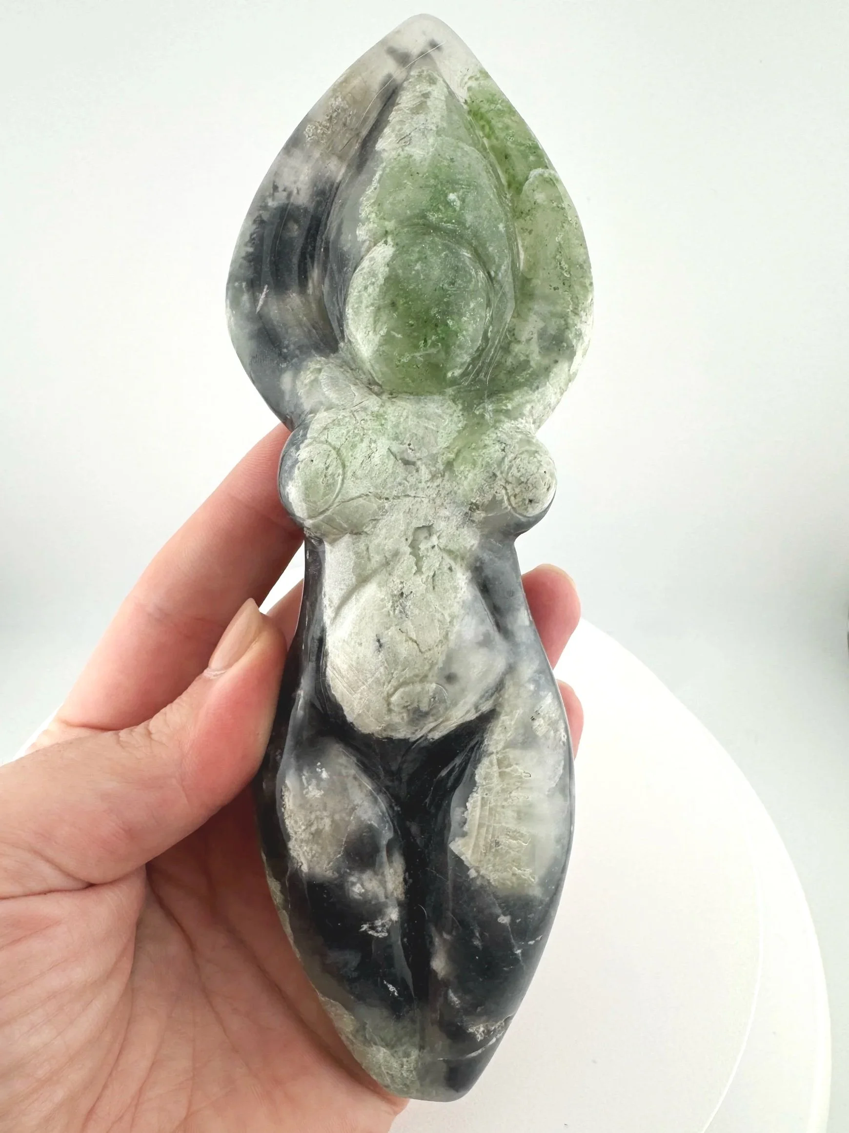 Leandro de Souza Chlorite Chalcedony Gaia Goddess