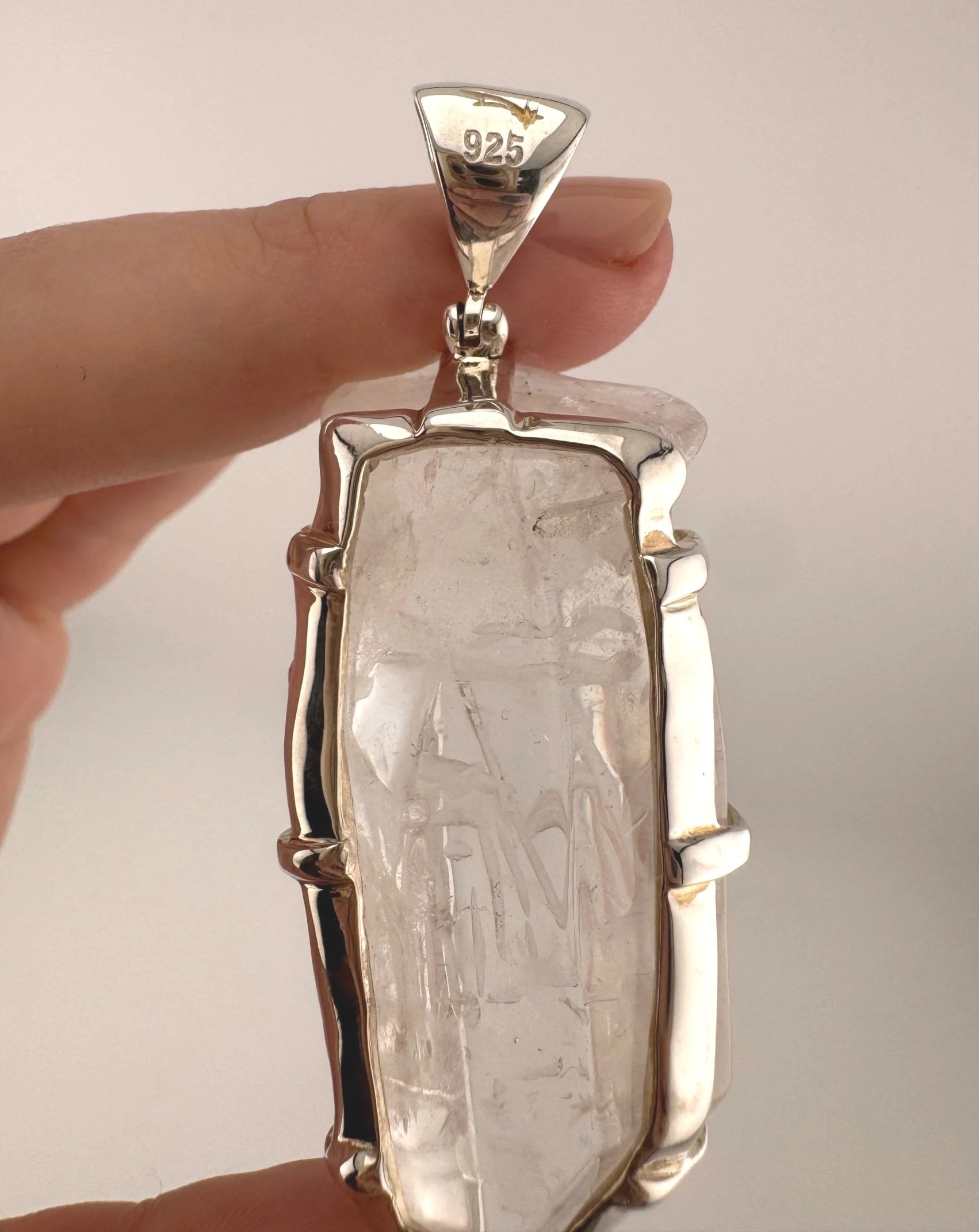 Leandro de Souza Cathedral Quartz Jesus Pendant