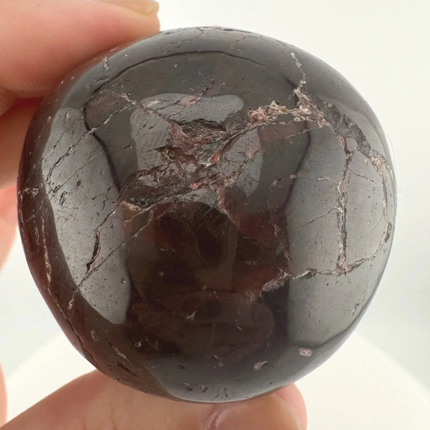 Leandro de Souza Garnet Star Being Skull