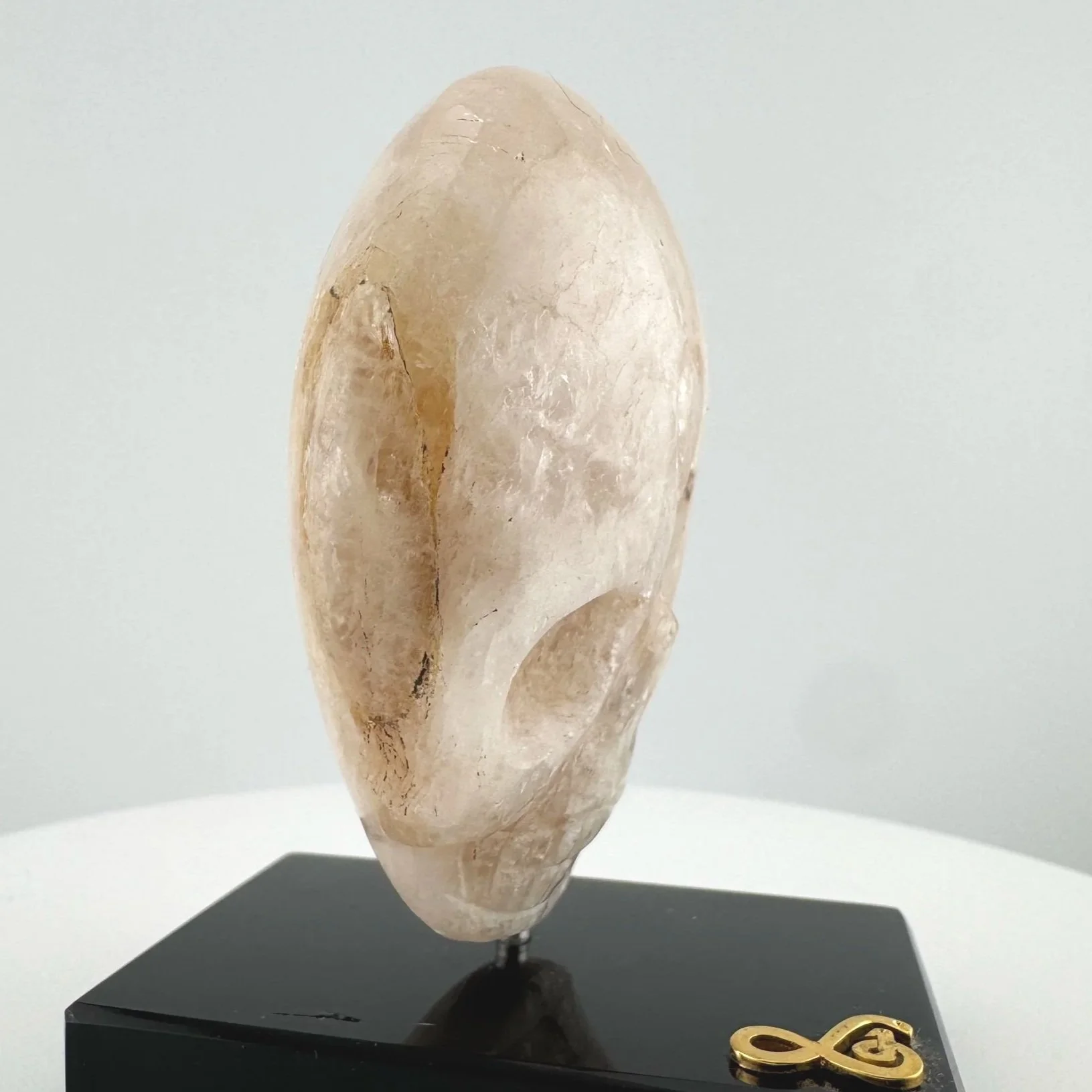 Leandro de Souza Morganite Magical Child Circle of Love Altar