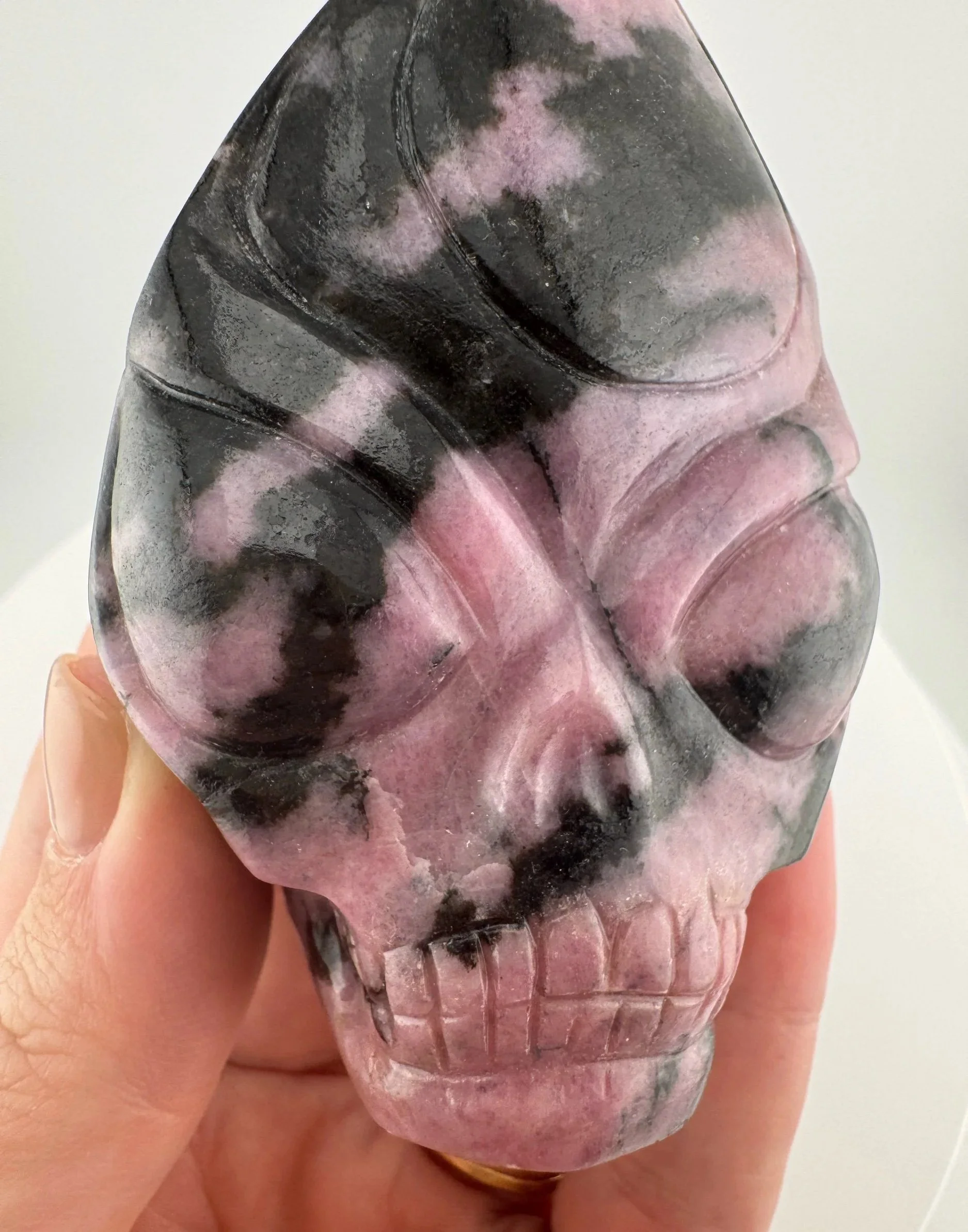 Leandro de Souza Rhodonite Flame Skull