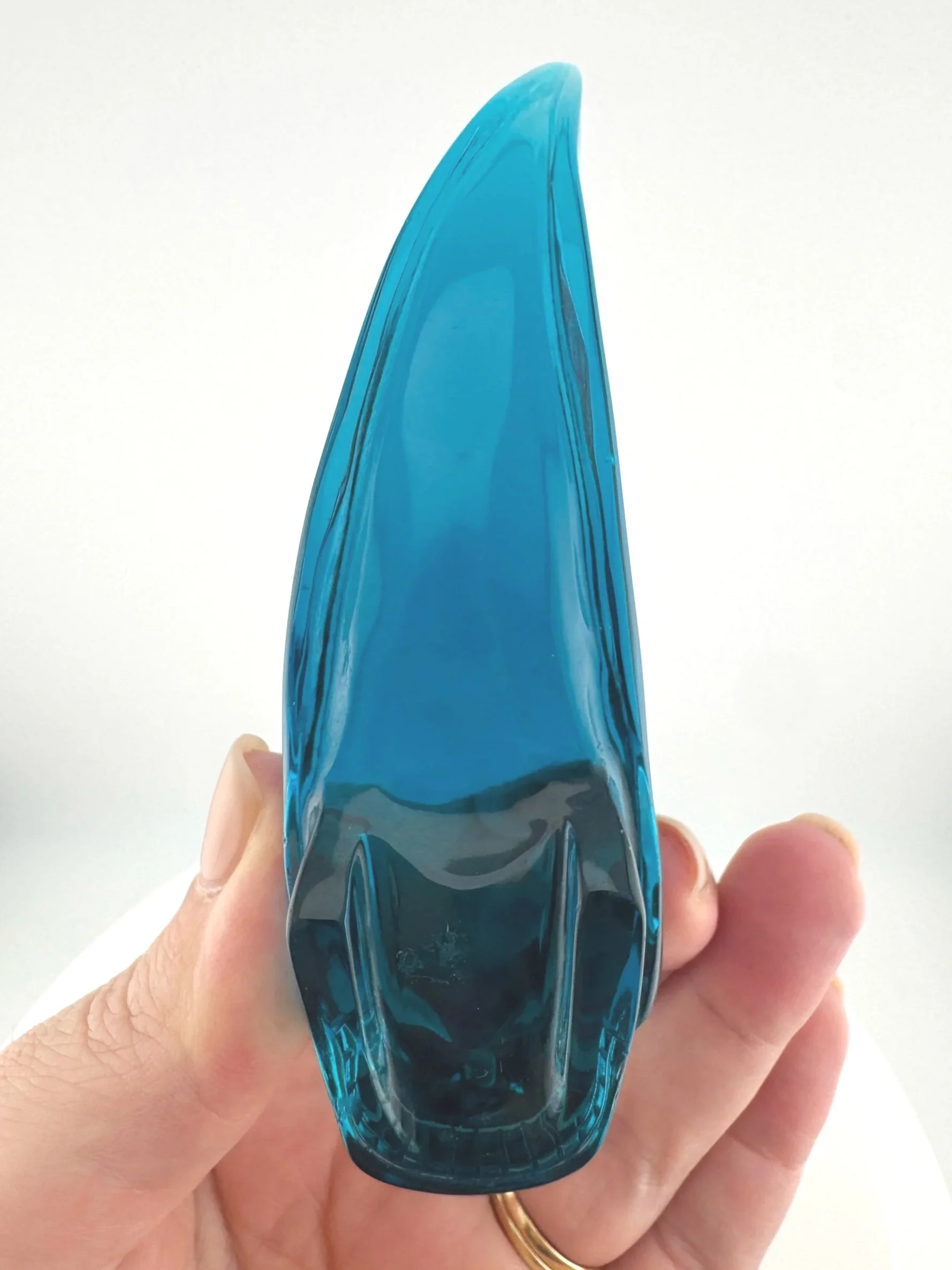 Leandro de Souza Blue Obsidian Traveler Skull